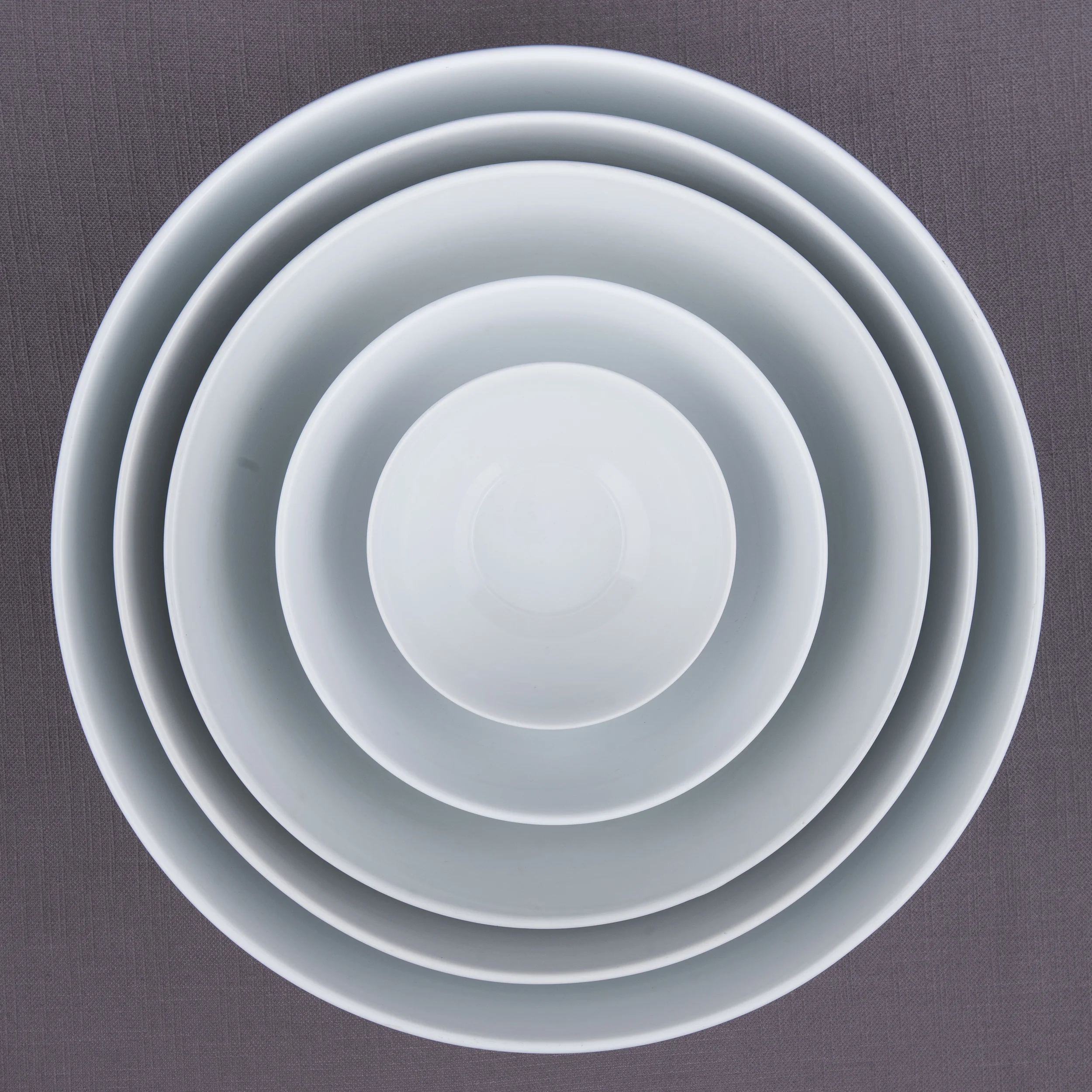 Porcelain Bowls (4" 6 oz, 4.5" 8 oz, 6" 25 oz, 9" 60 oz, 12" 5 qt, 16" 13 qt)