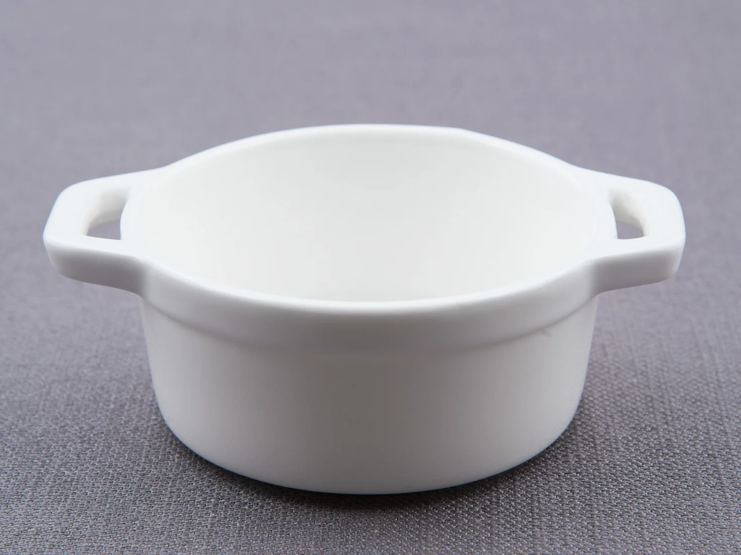 Round Cassolette with handles (8 oz)