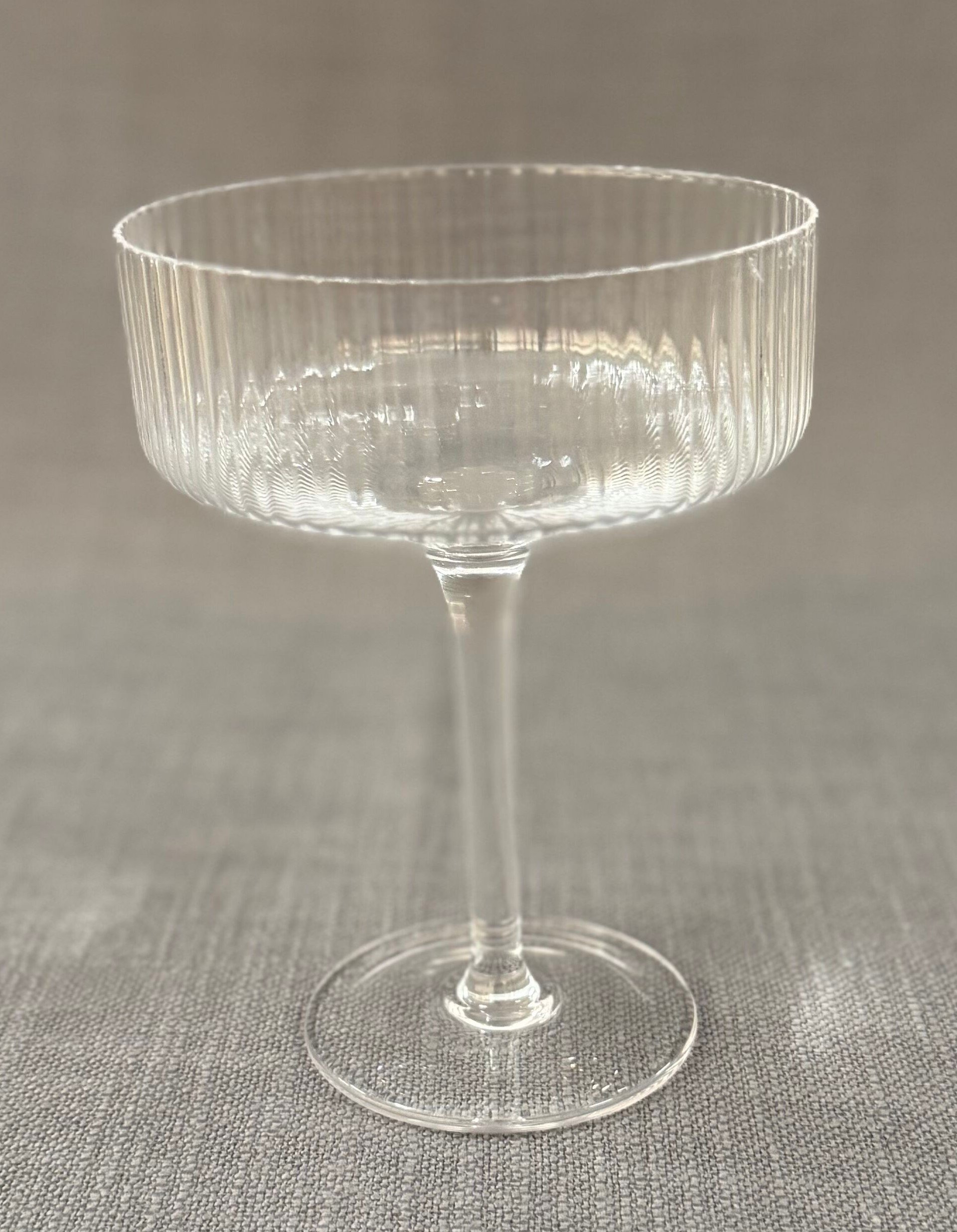   Ribbed Coupe  (10oz) 