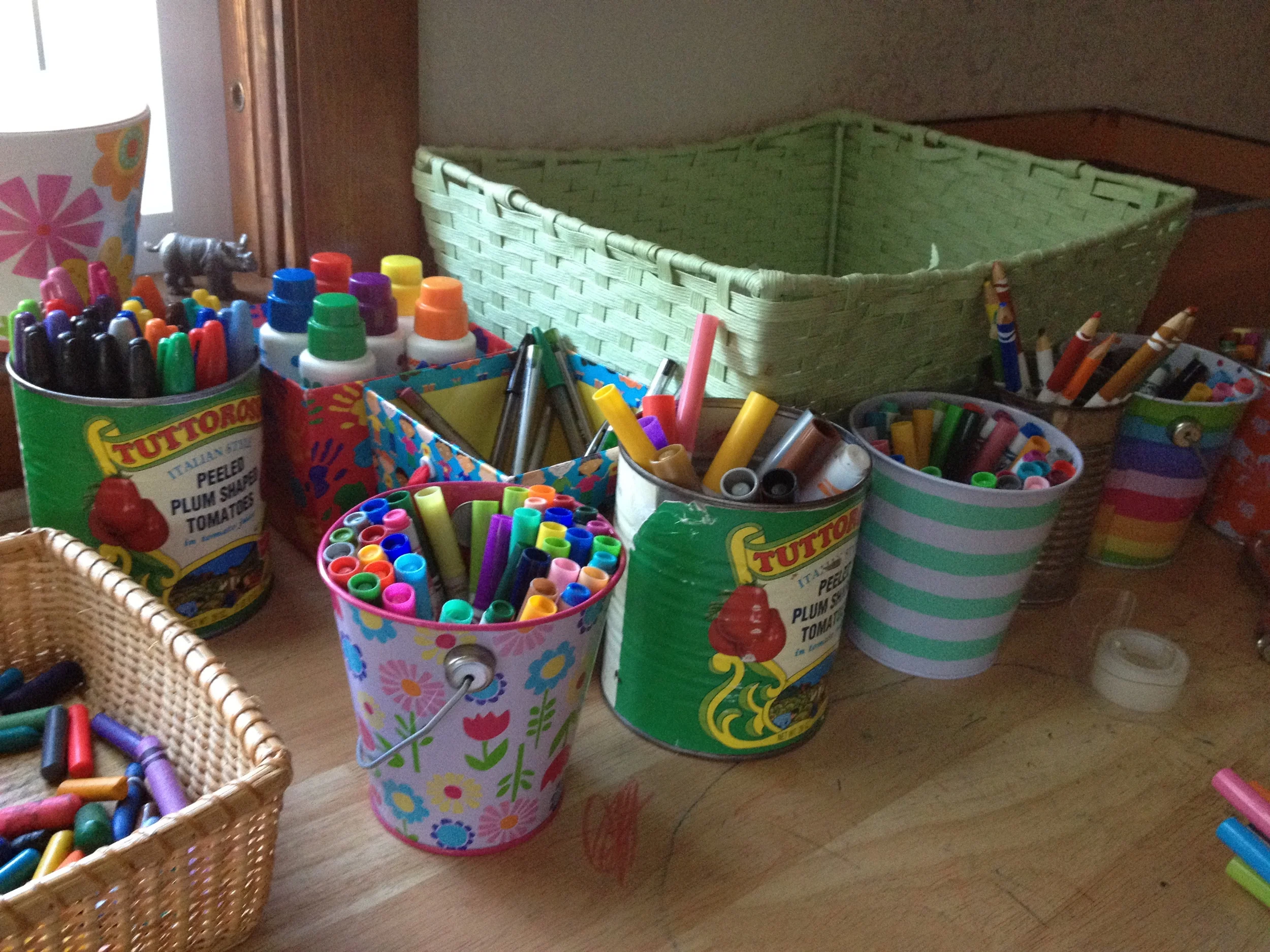 Eye-hurtingly un-spruced-up and un-unified containers.