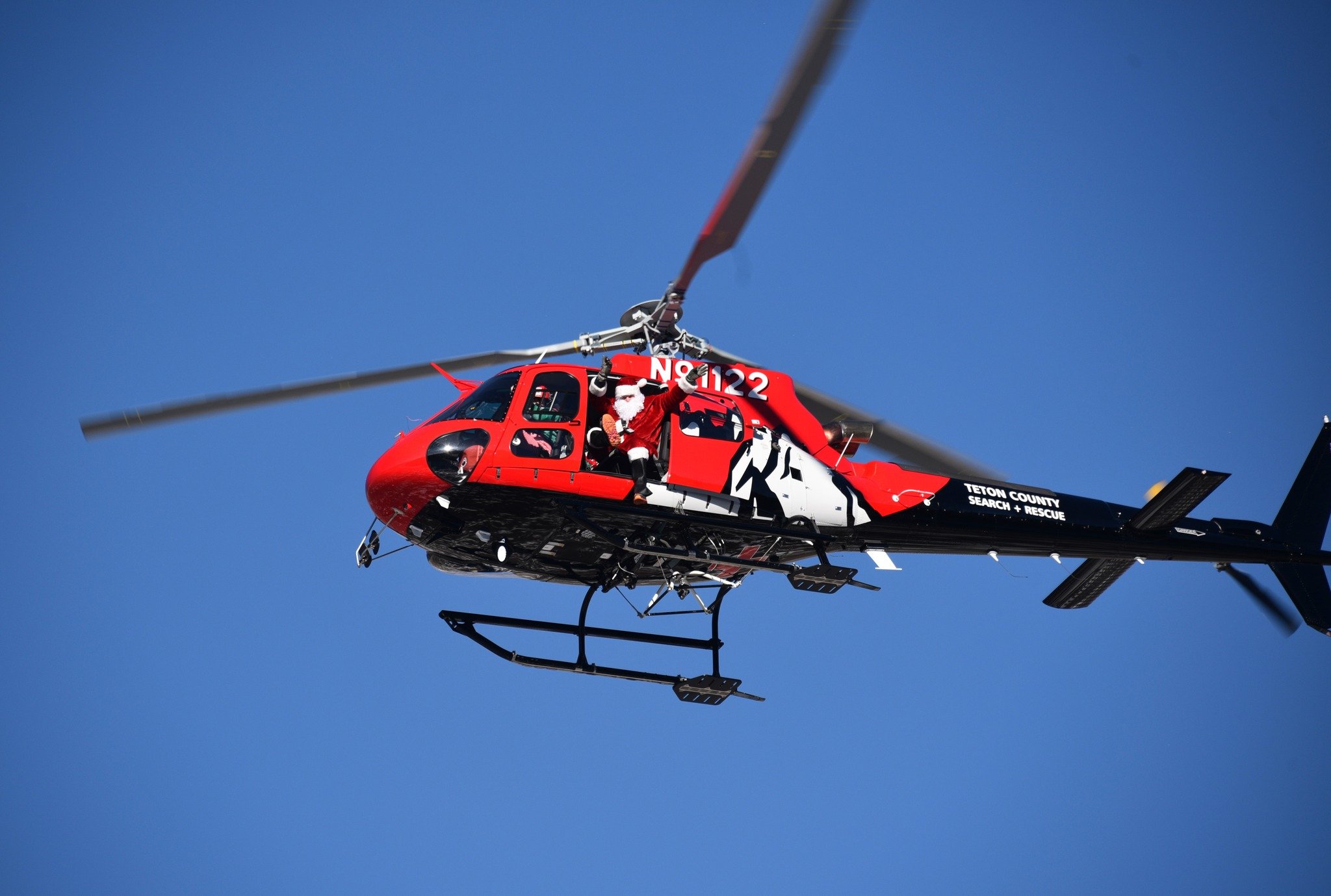 This Christmas, be like Santa: Prepared. Practiced. And give lots of Presents.

Merry Christmas, everyone. All of us at TCSAR are wishing you peace, love and joy this holiday season🎄❄🎄

📸 @speedbirdsar82