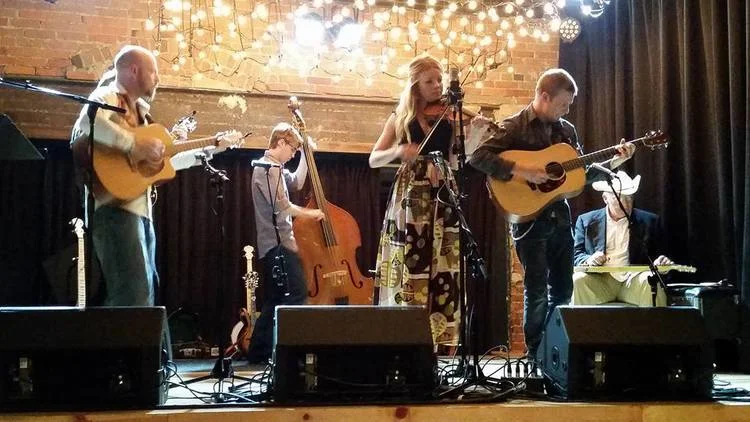 Kevin Morgan, Jacob Mannan (behind Kev), Drew Miller, Jenny Anne Mannan, Kit Bulla and Duane Becker at the May 31st Northwest of Nashville.