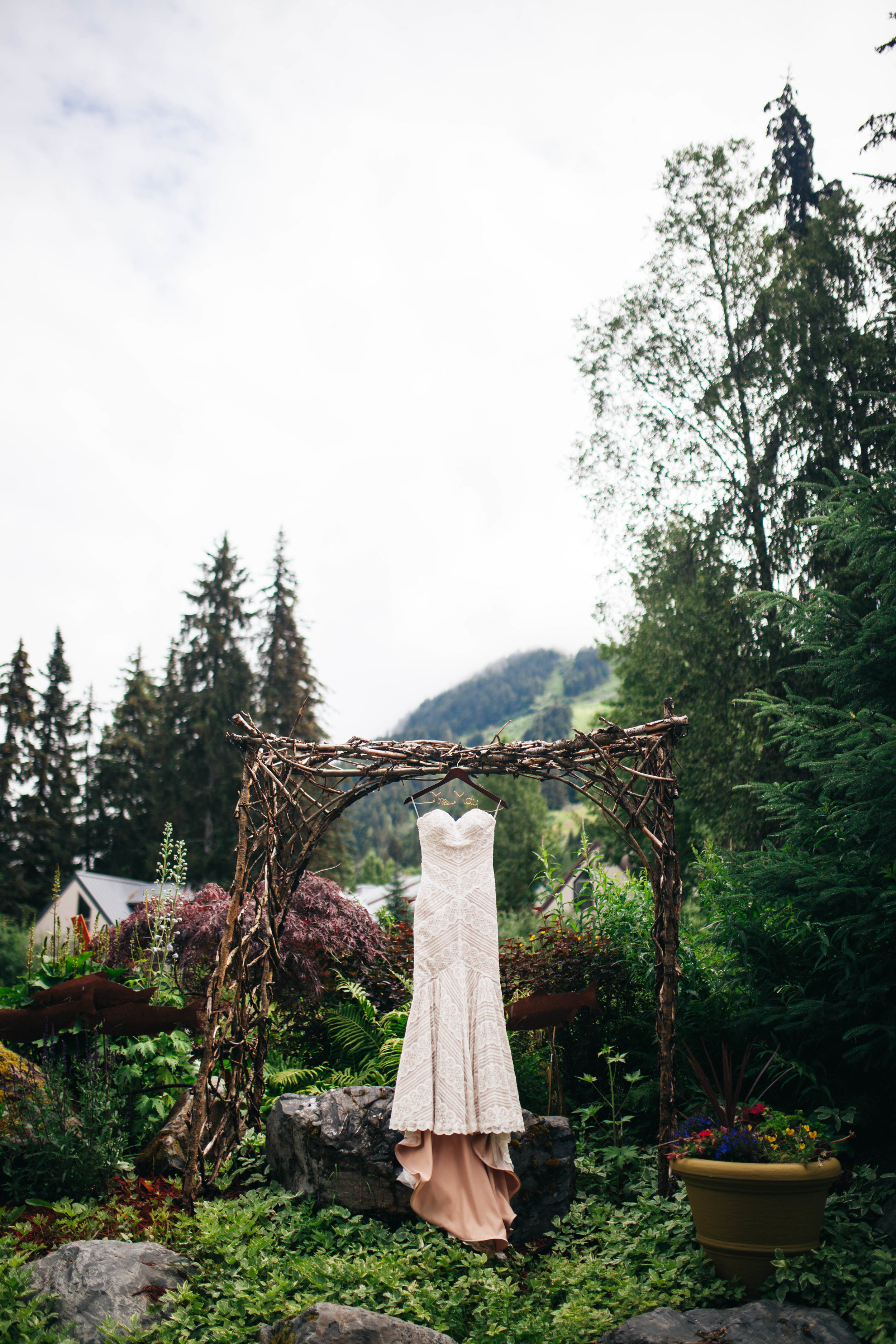 Nicole & Jerry's Girdwood Wedding -- Whitney Justesen Photography-28.jpg