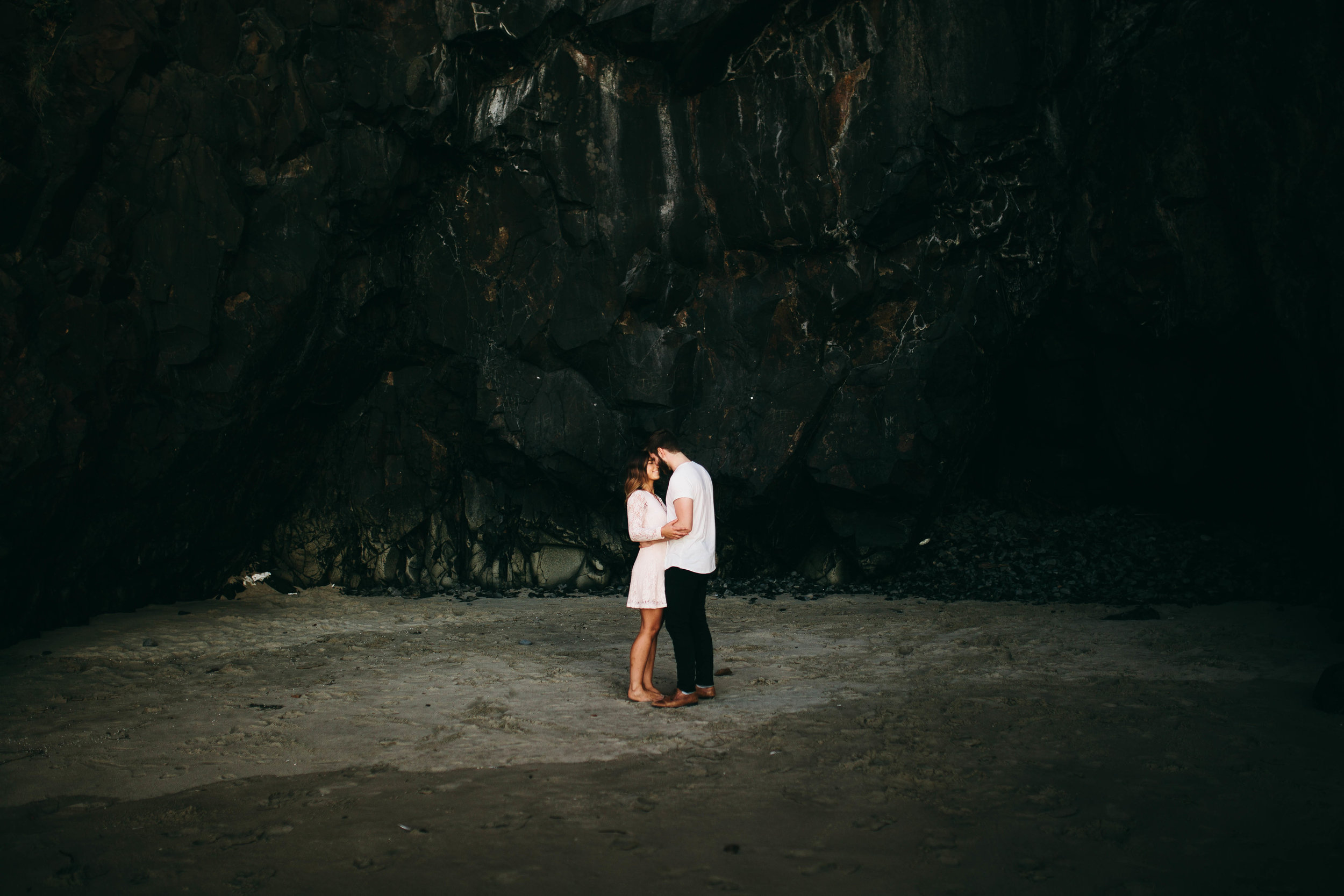 Matt & Beth -- Proposal on the Oregon Coast -- Whitney Justesen Photography-107.jpg