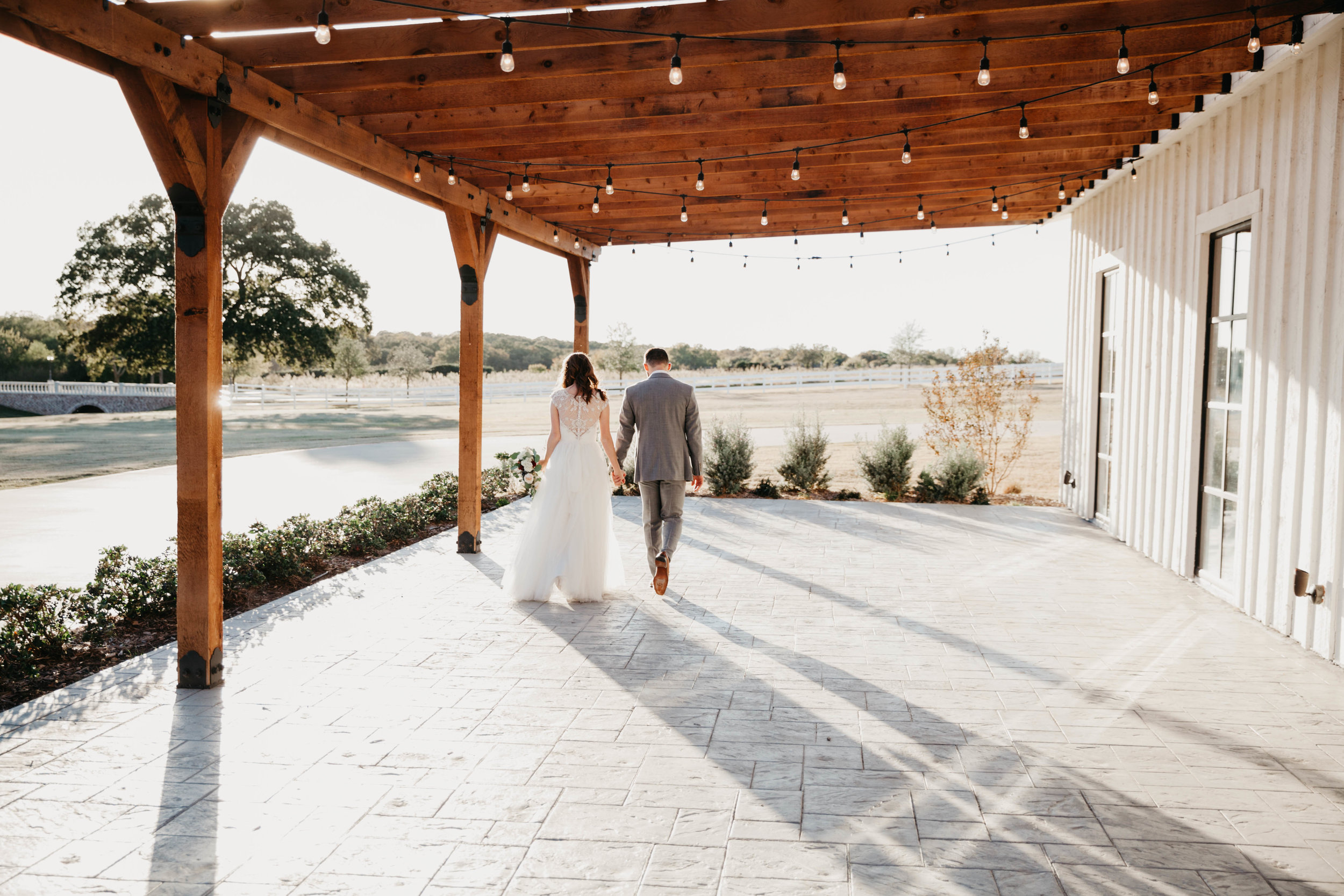 Kendra + Nick -- A White Barn Wedding -- Whitney Justesen Photography-615.jpg