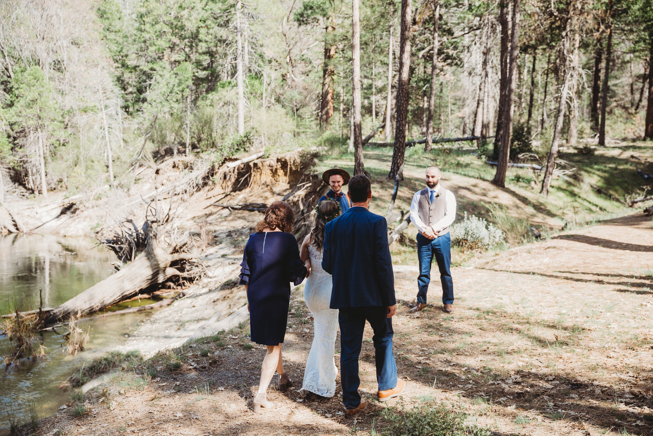 Amanda + Derek -- Intimate Yosemite Wedding -- Whitney Justesen Photography-34.jpg