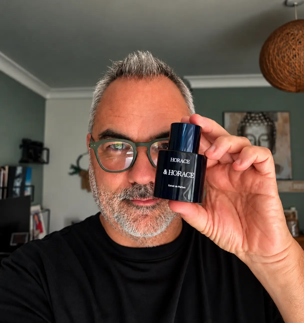 Horace &amp;Horace Extrait de Parfum Review: Better Longevity, But Is It Better?