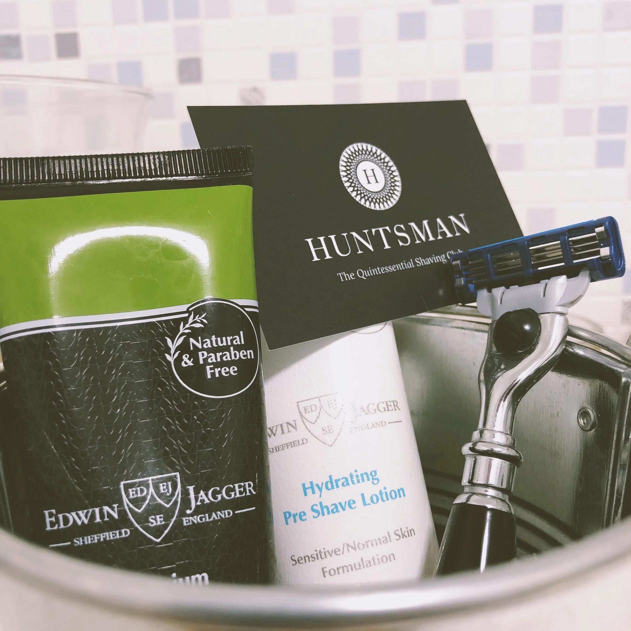 The Huntsman Club Review-Luxurious Shaving Subscription Box