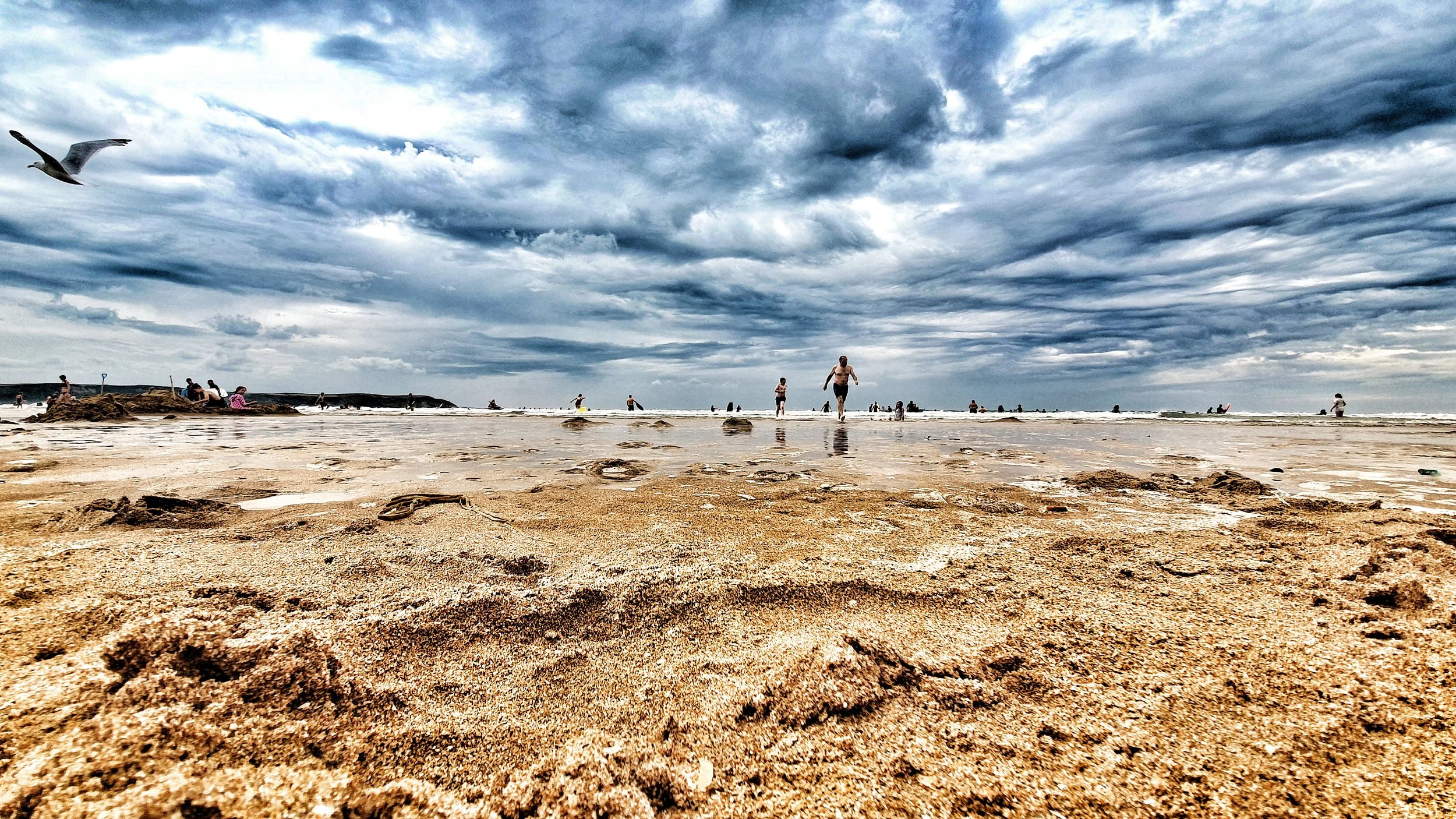 The tide is high……it’s time to move!