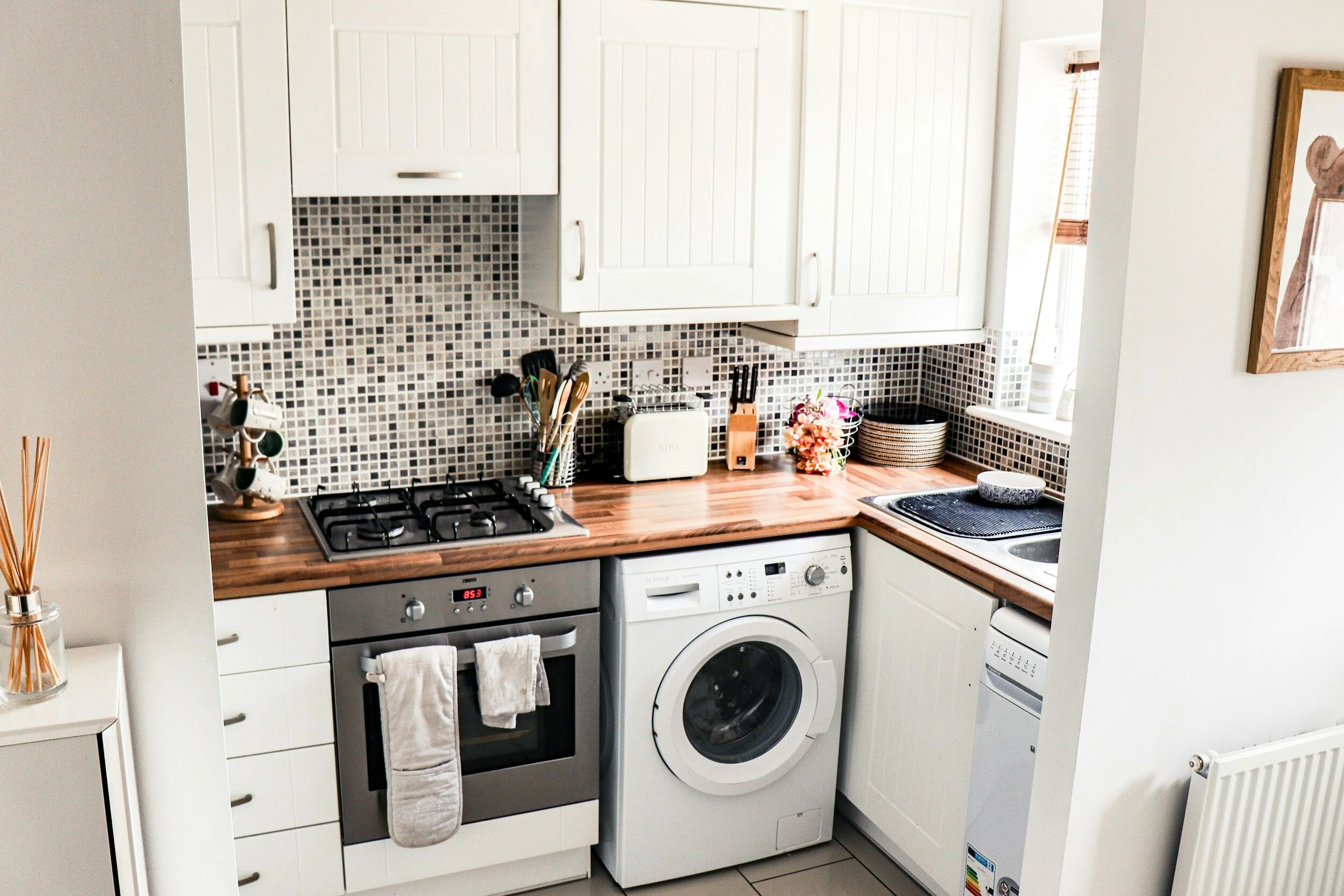 5 Essential Laundry Hacks Every Man Should Know – From a Dad Who Knows