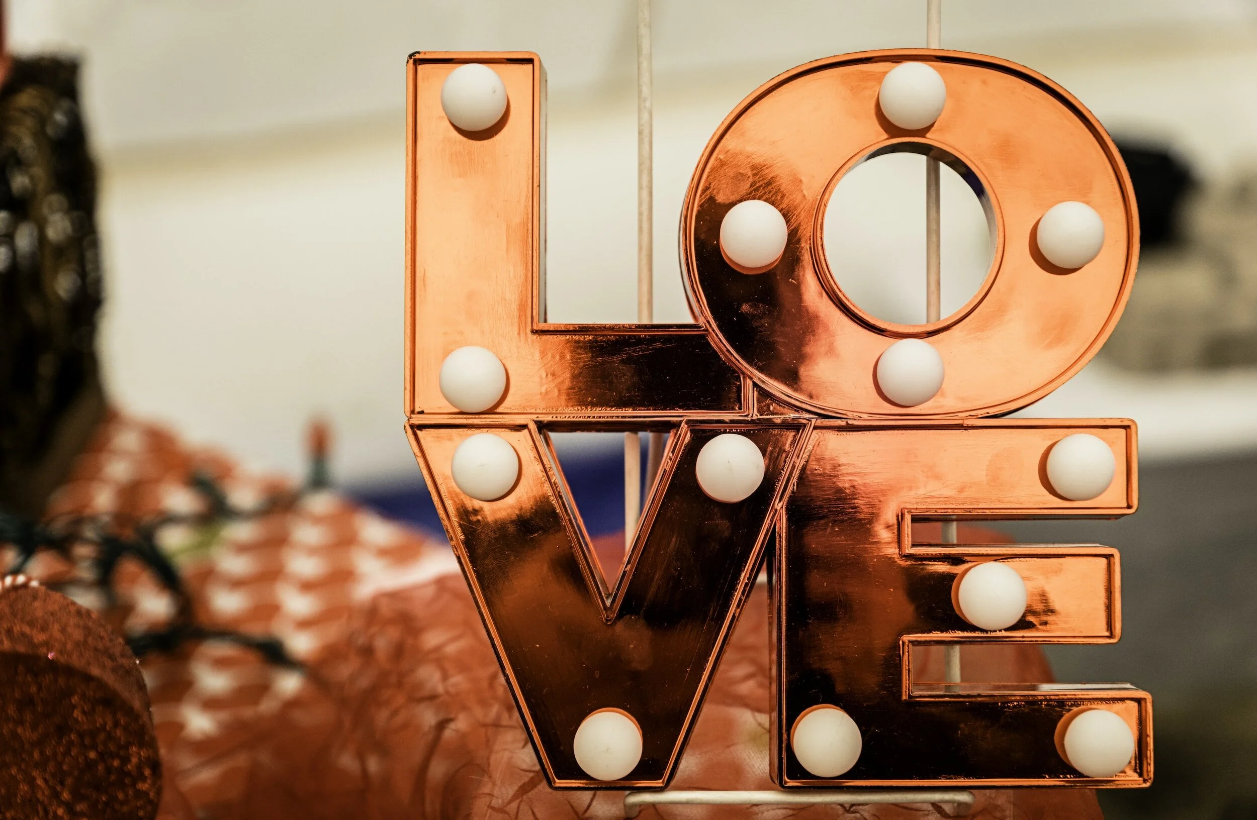 Sexy Valentine's Day: Elegant and Intimate Gift Ideas for Her