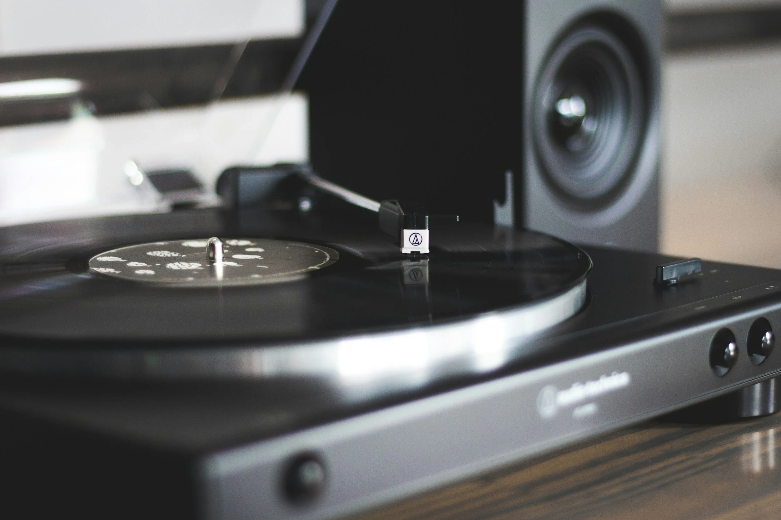 5 Reasons Why I Chose An Audio-Technica Turntable