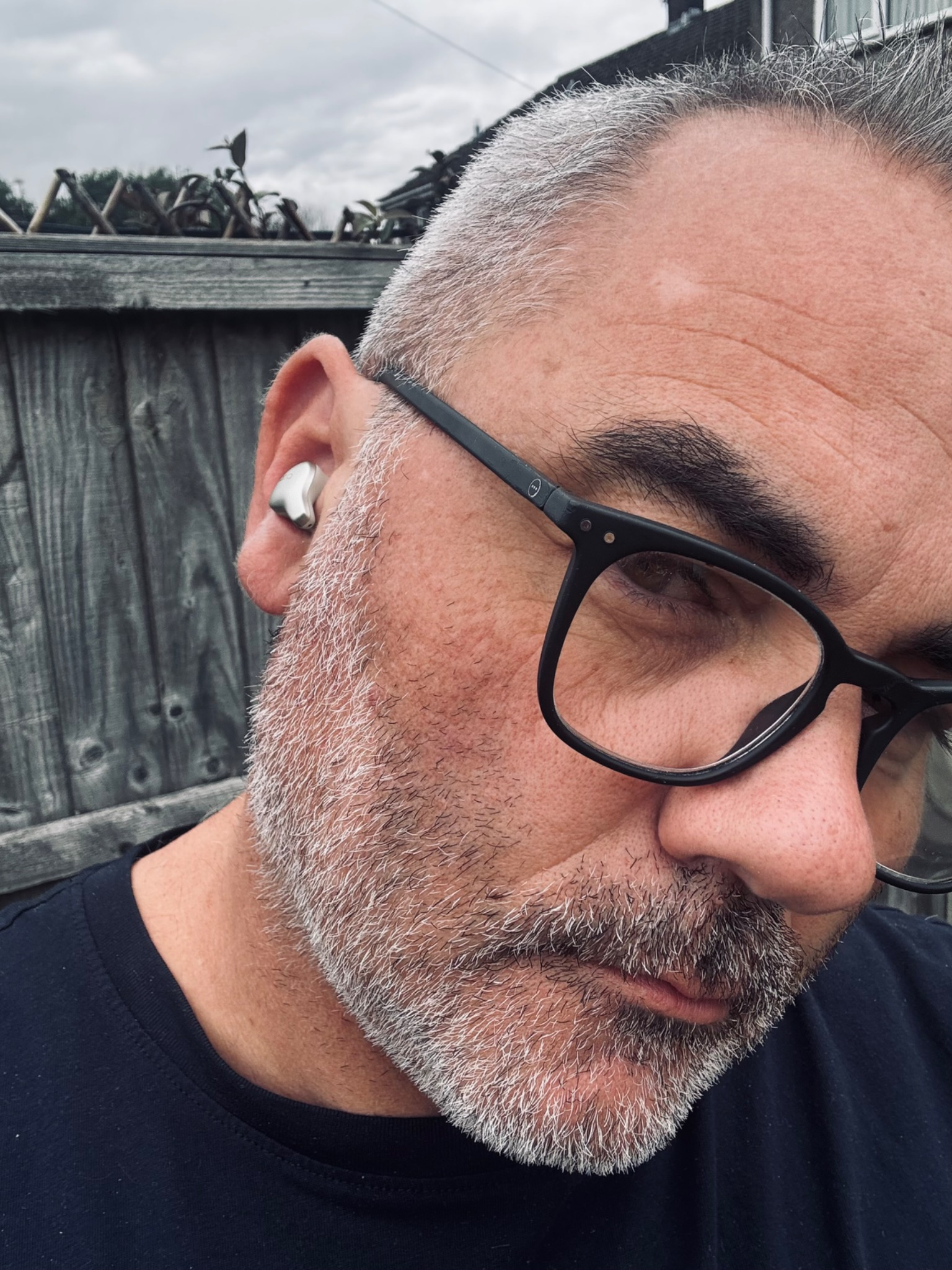 tozo-golden-x1-in-ear-1.png