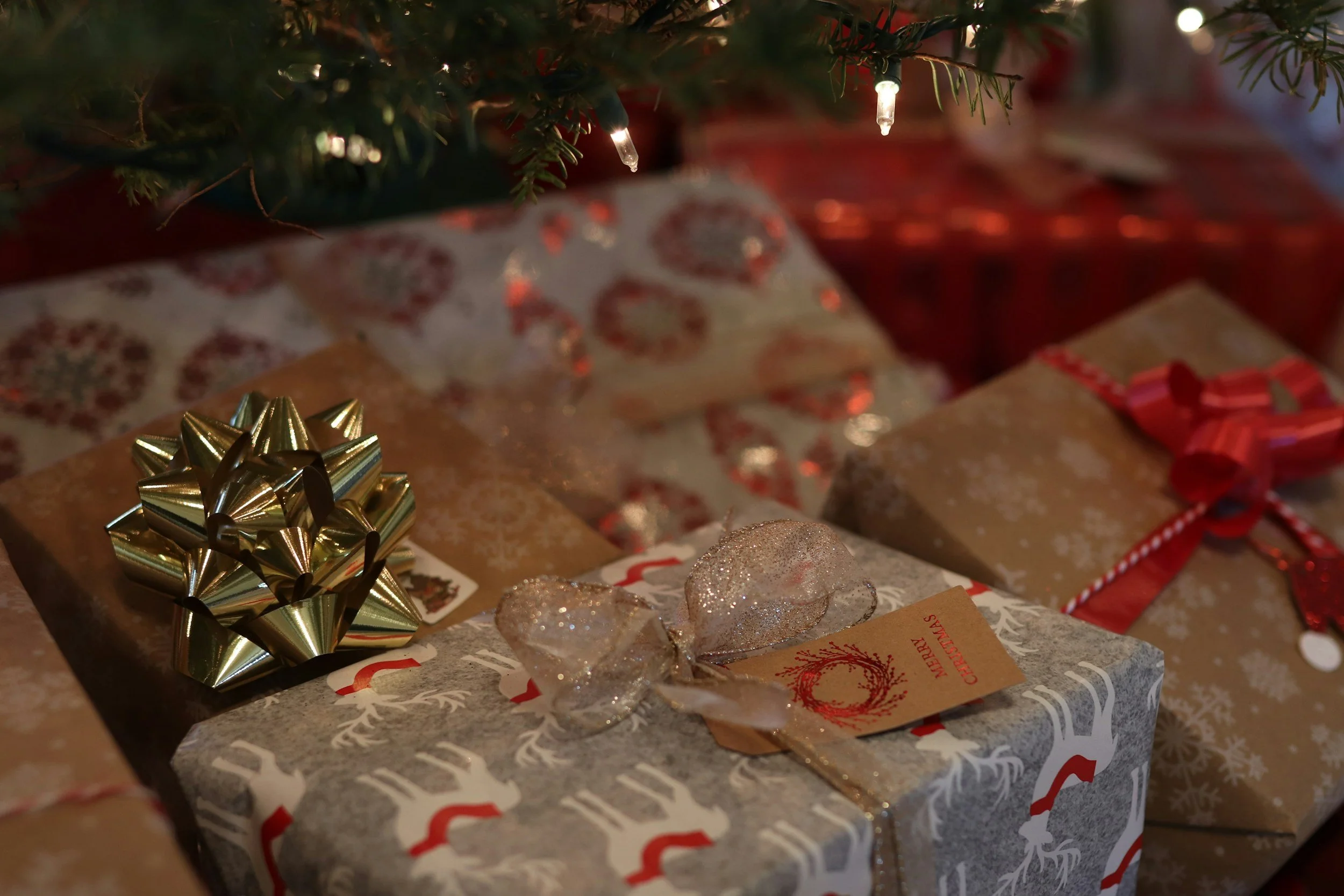 Best Christmas Gift Ideas for Your Husband: 10 Presents He’ll Truly Appreciate
