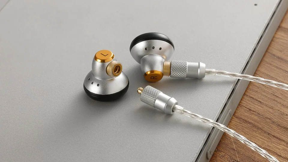 SIVGA M260 and MMCX detachable cable