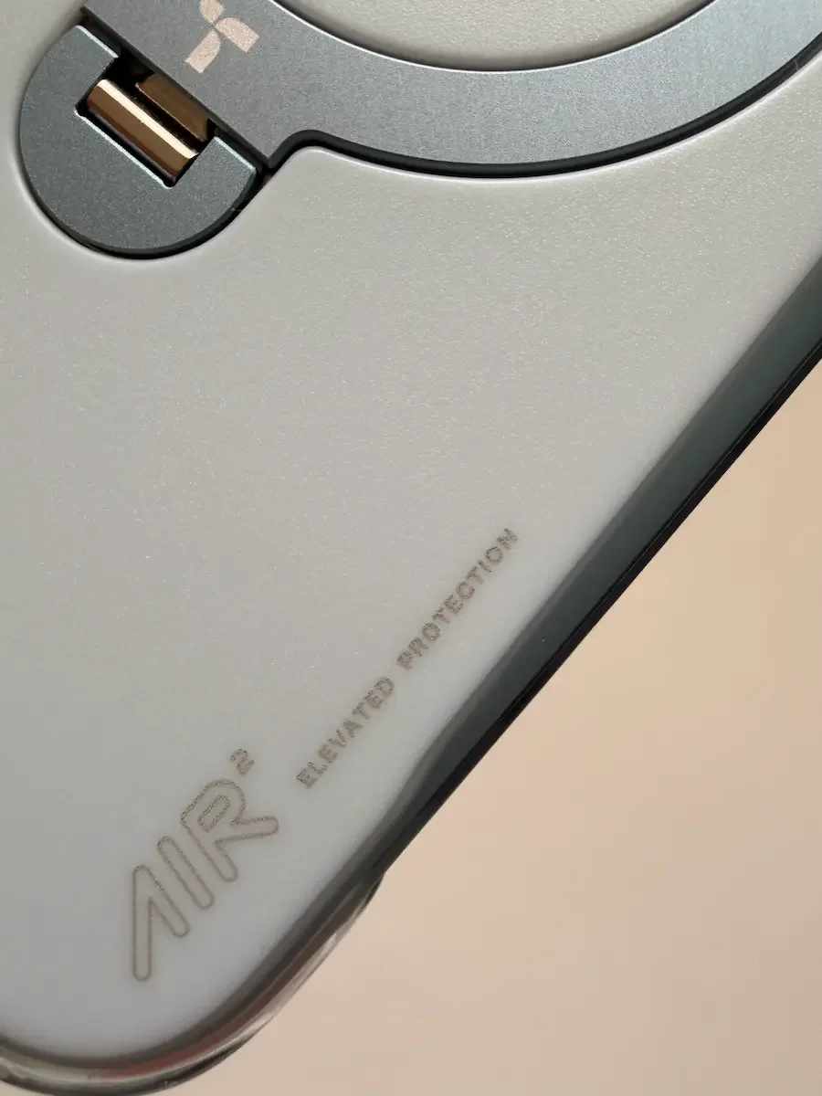 Close-up of the Polar Stale rear finish and Air² elevated protection branding on the TORRAS Q3 Air Pro case