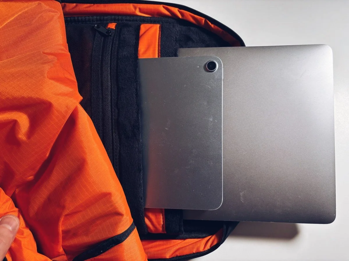 ADD1D D2D Essential Backpack with laptop and ipad.