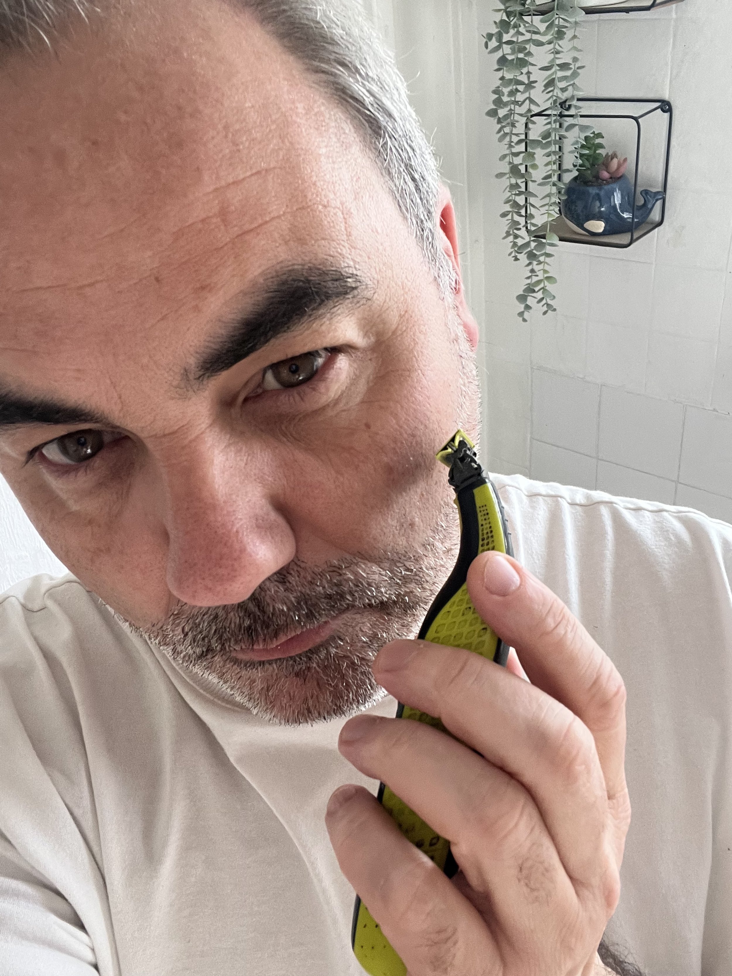 Philips One Blade Review 5 Reasons Why This is The Best Grooming Tool