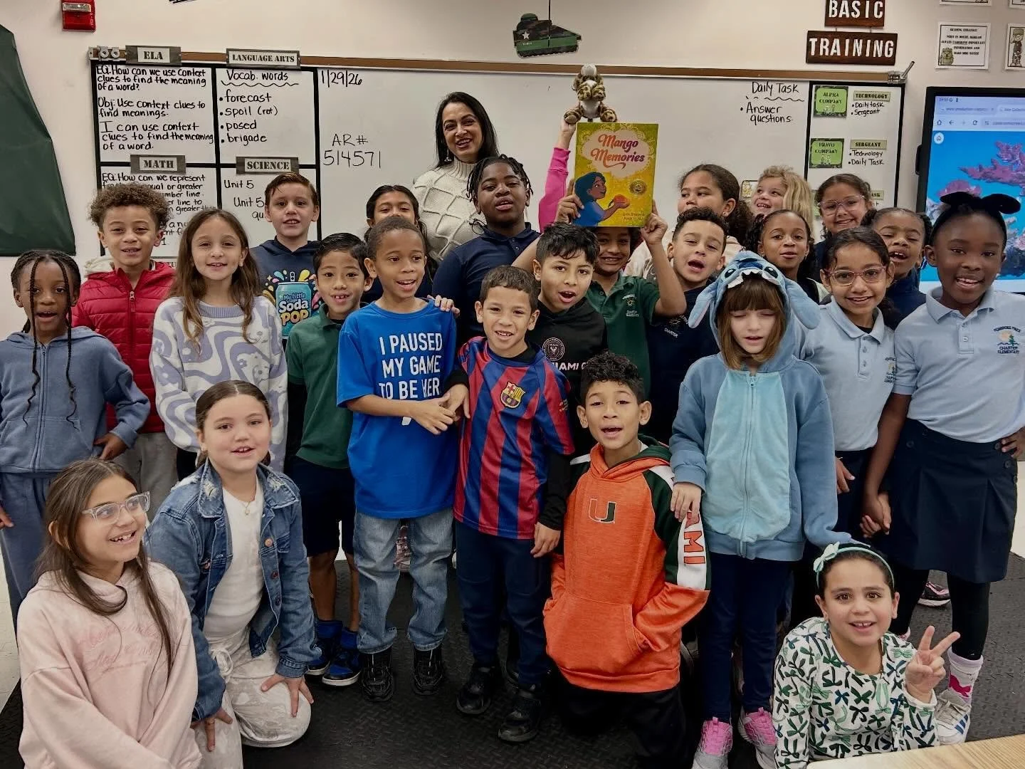 Yesterday brought all the feels. Reading to third graders in the same school all three of my kids once walked through was such a full-circle moment. My heart is so full &hearts;️

@nabihaiderali @anneschwartzbooks @randomhousekids @lookingglasslit