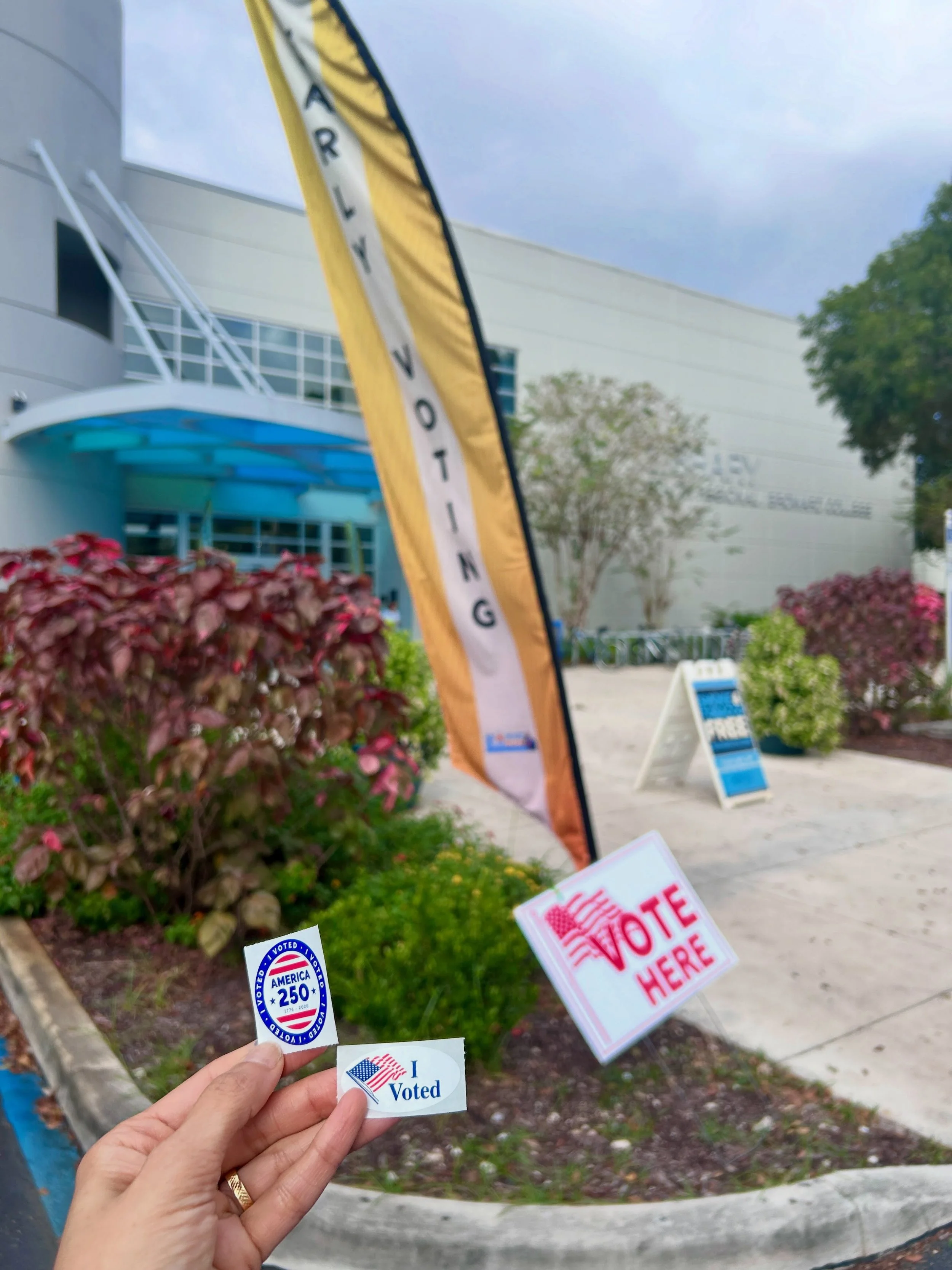 Did my part and feeling hopeful!🤞🏽
#vote