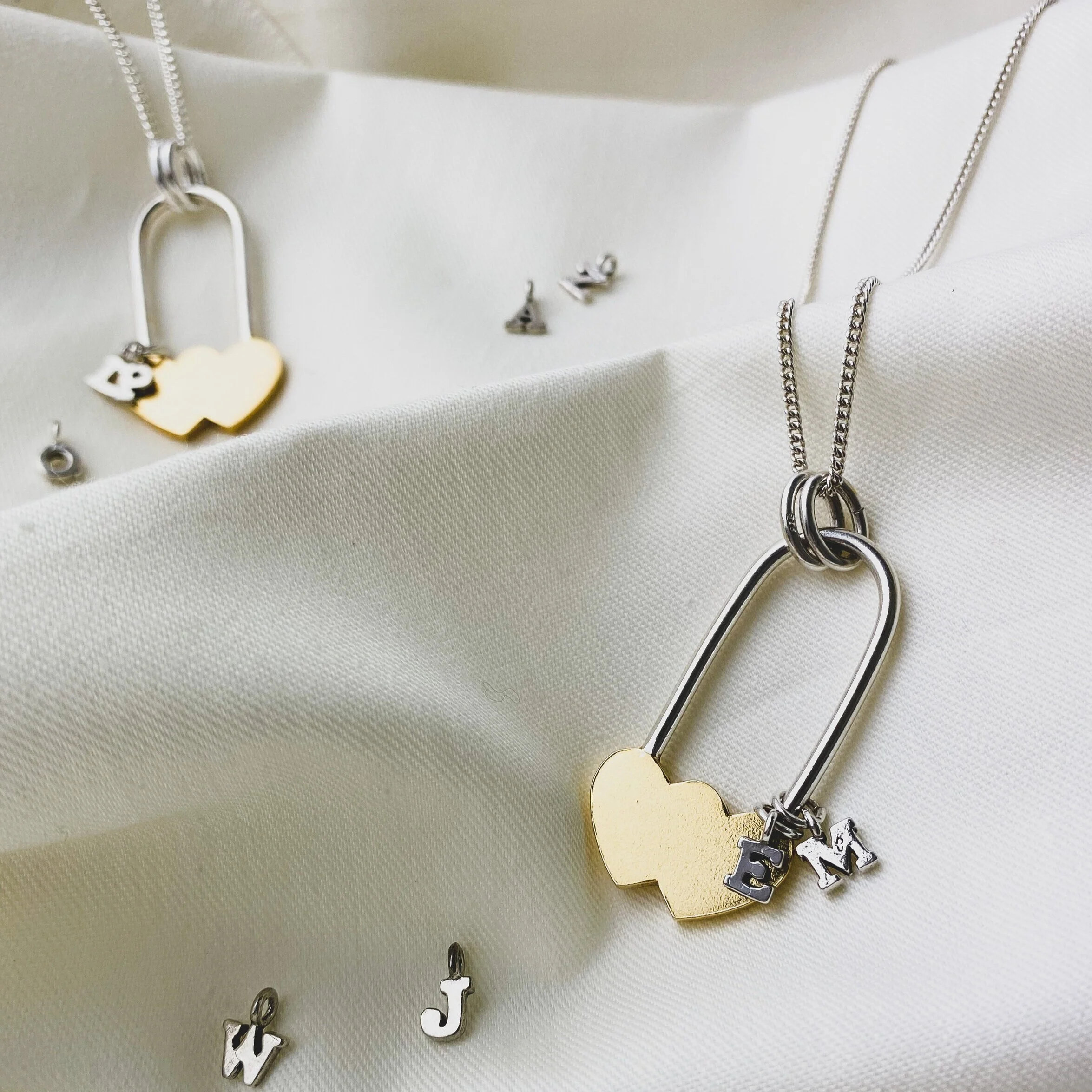 Meaningful Jewellery Gift Guide