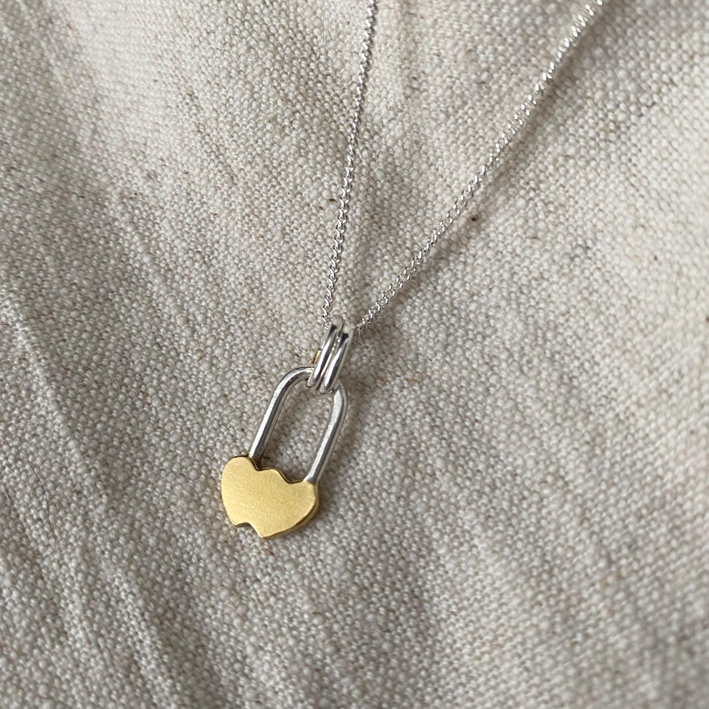 Narratorium - Heart Shaped Padlock Necklace