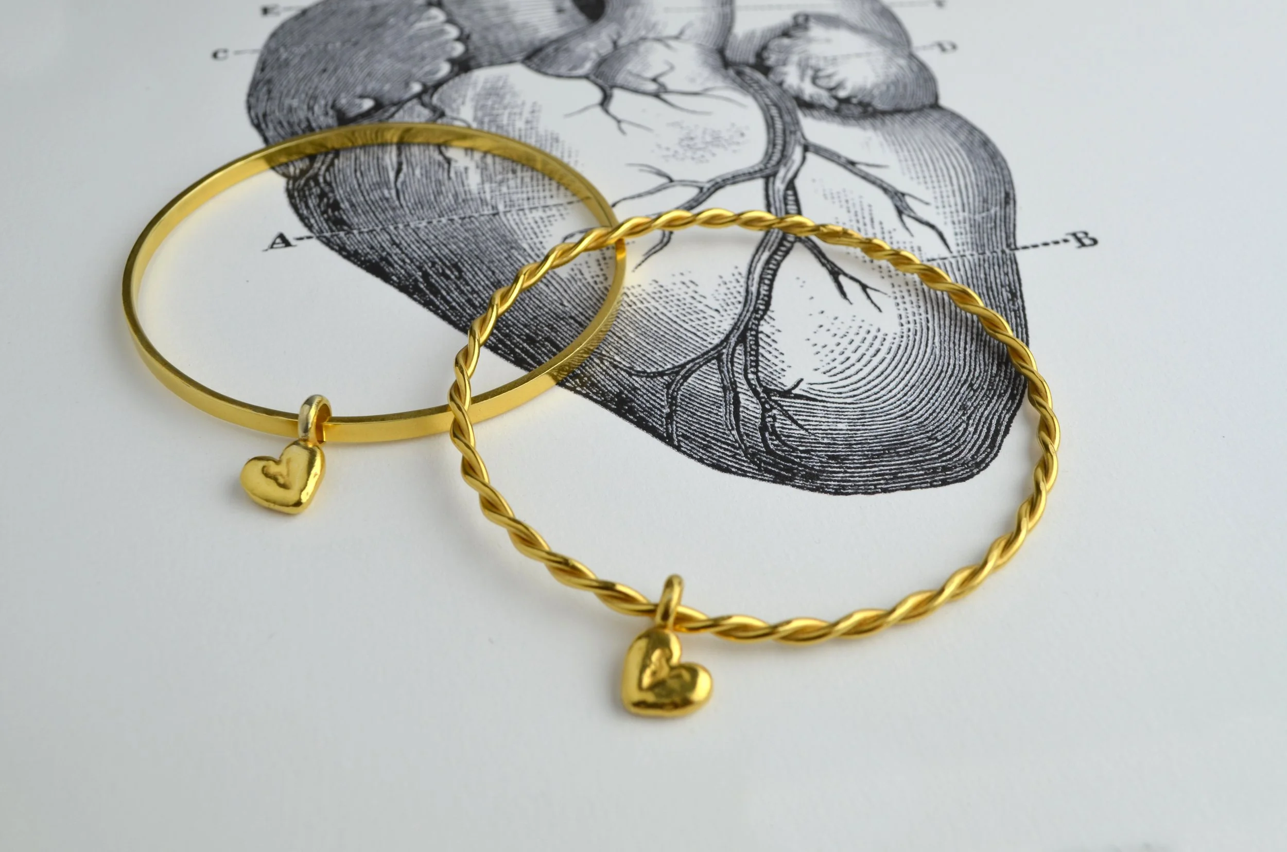 PIP_Gold_Bangles_Illus.jpg
