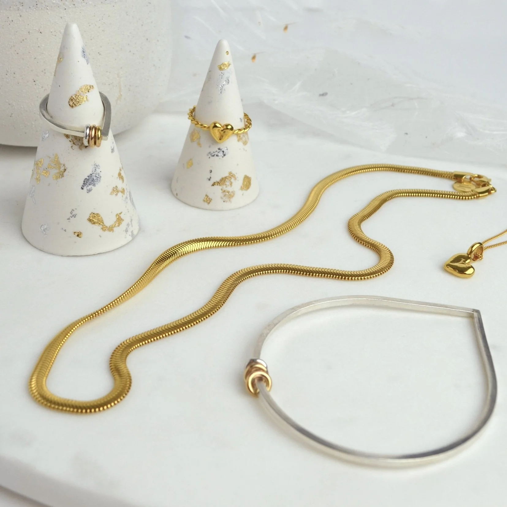 Free ring cone set with every order this Christmas