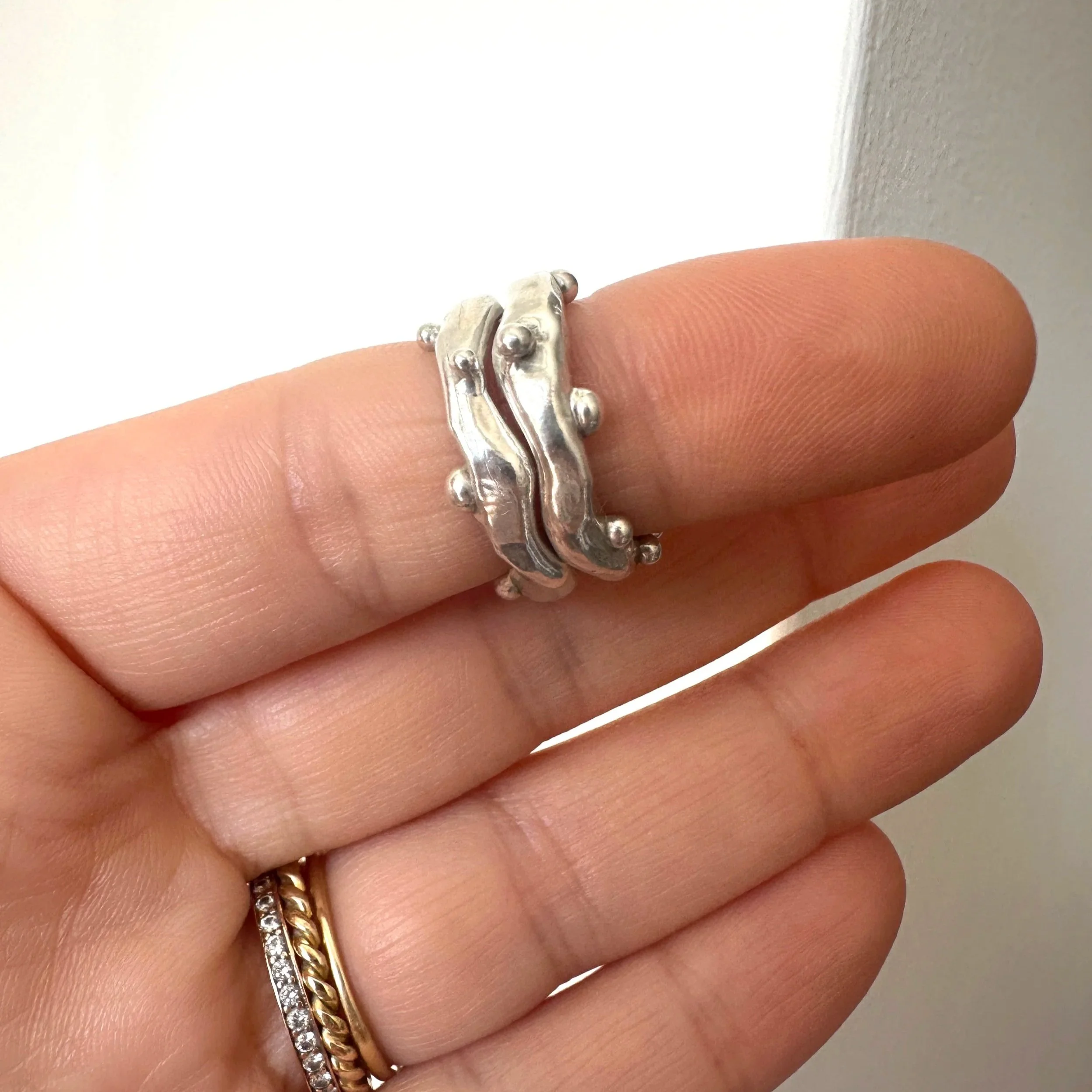 Narratorium_WW_Bobble+Rings.jpg