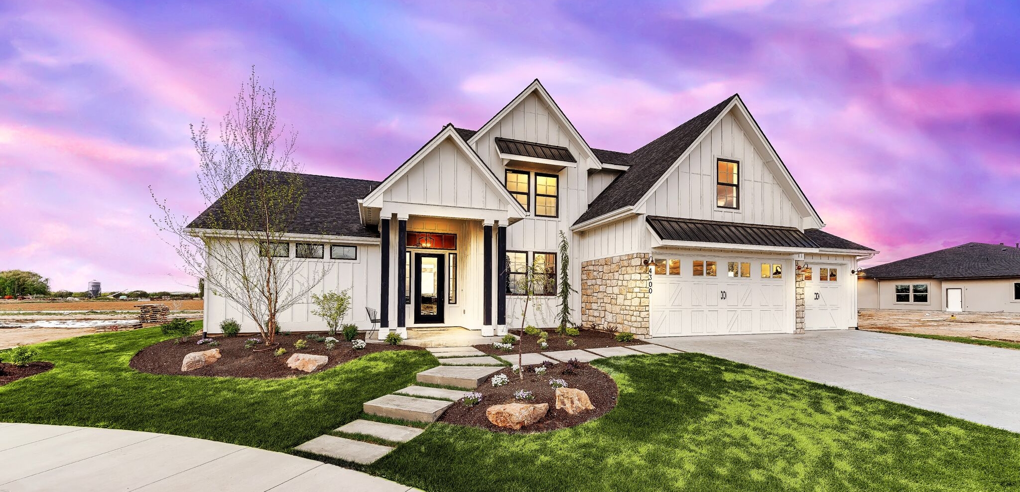 001_Front of Home1.jpg