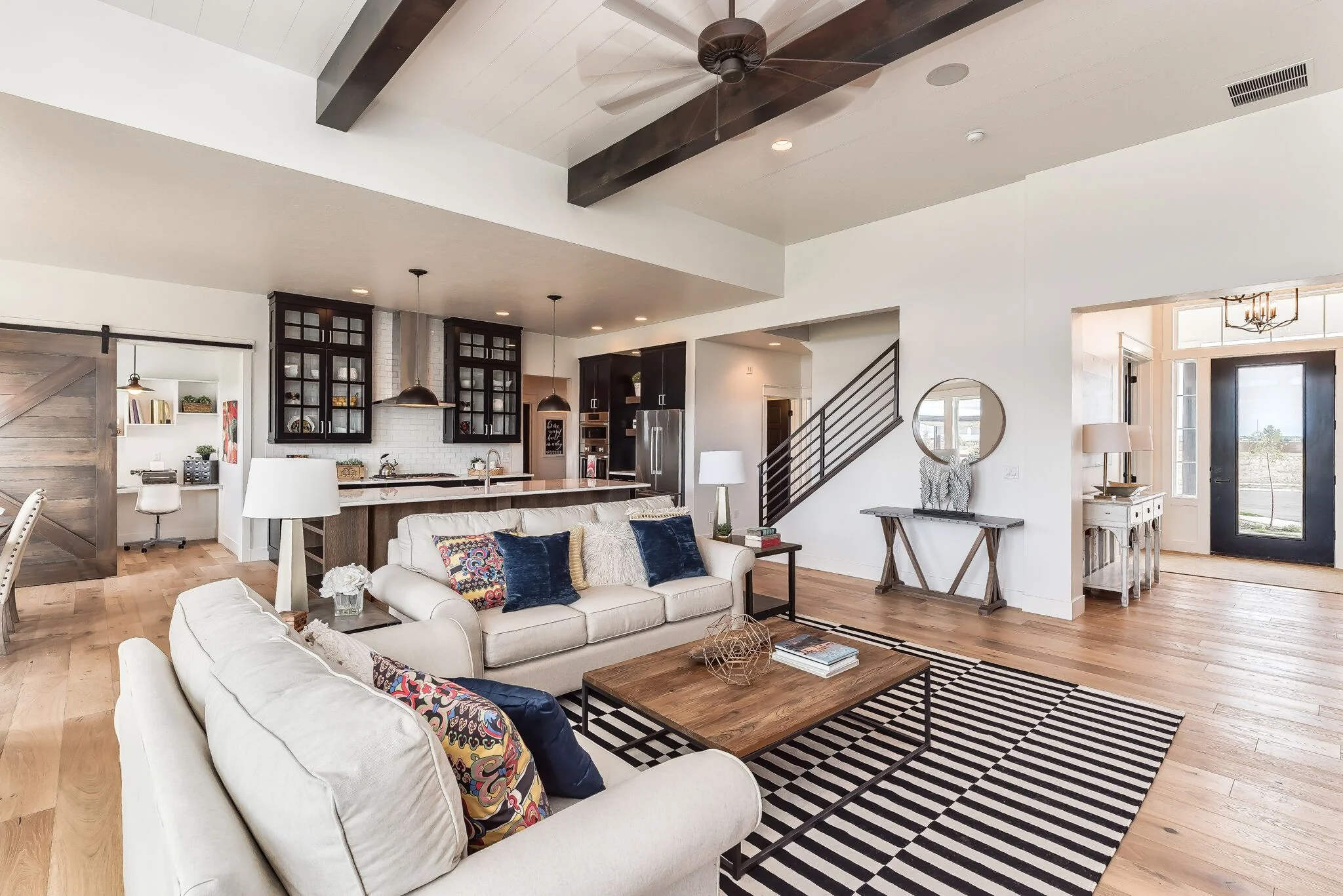 012_Living Room.jpg
