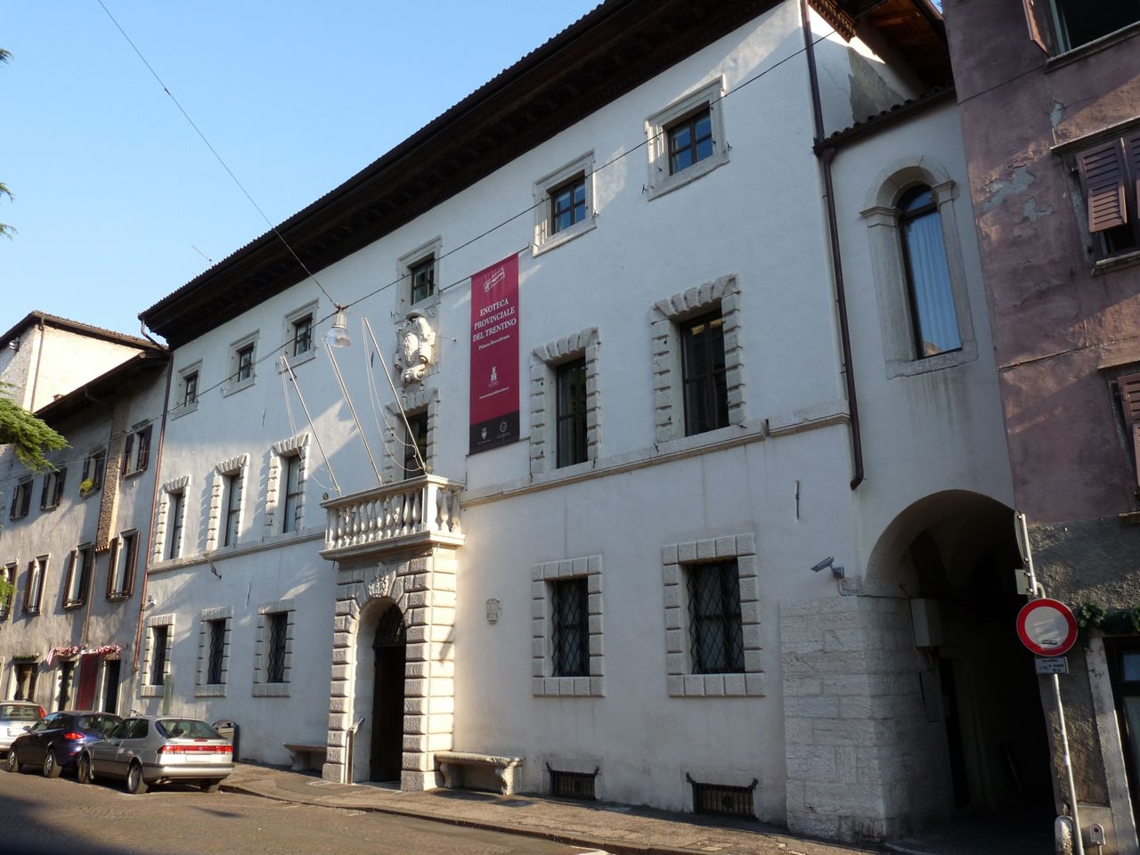Trento-Palazzo_Roccabrunaweb.jpg