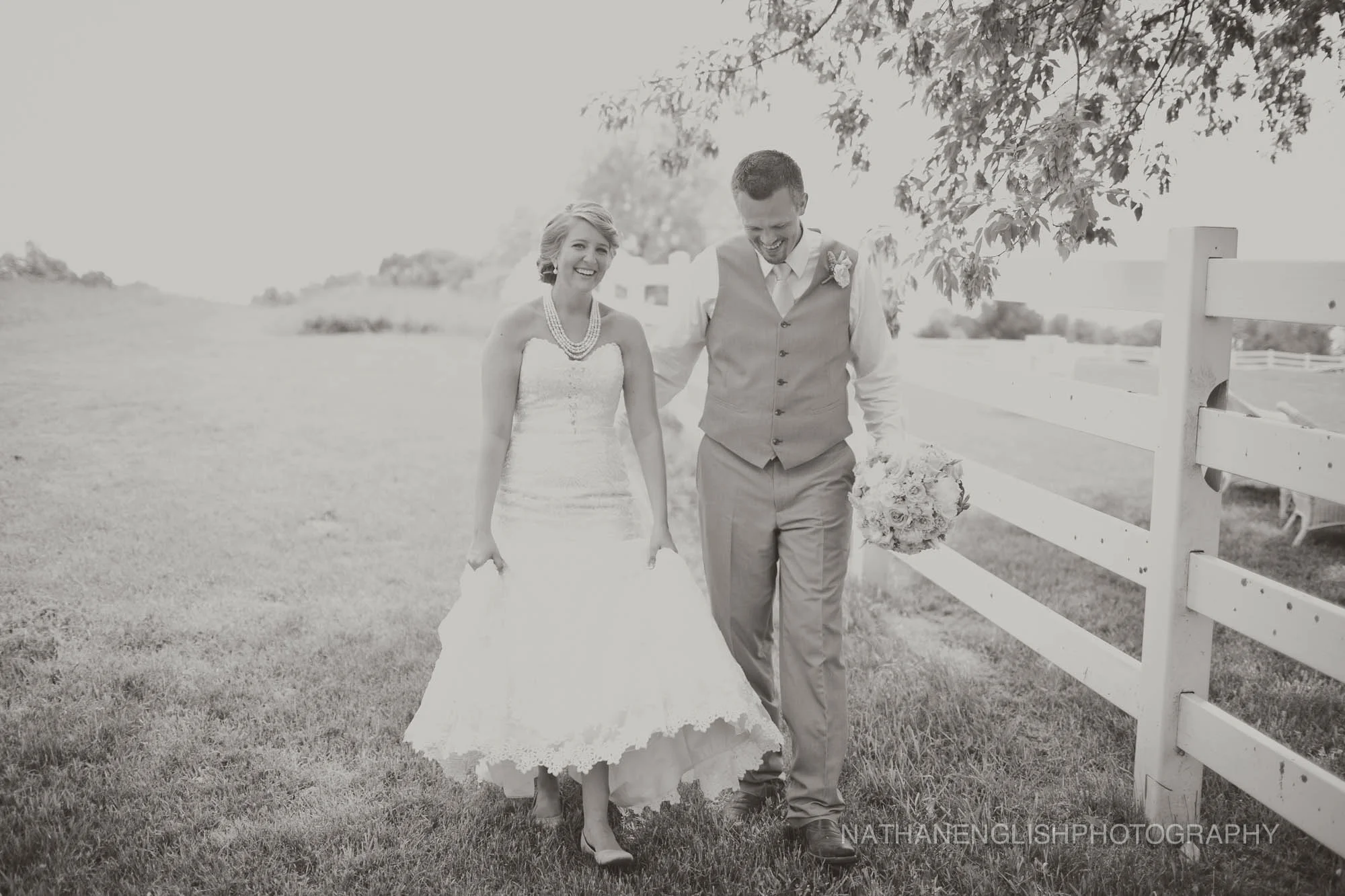 chris + katie | wedding | hydrangea blu barn | rockford, mi