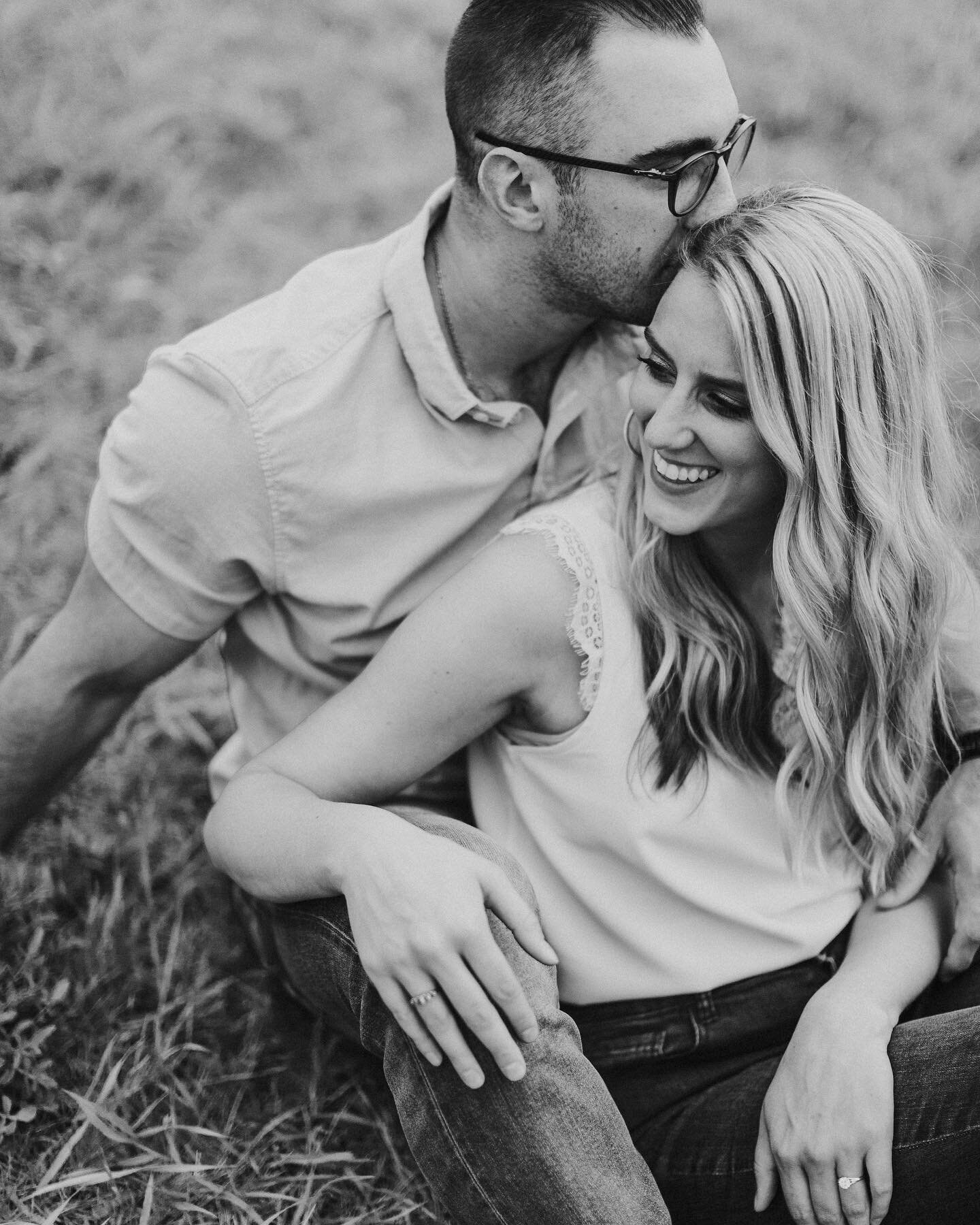 #bnw vibes with Emily &amp; Stephen ✨✨
.
#engaged #engagement #engagementphotos #engagementsession #destinationwedding #visualsoflife #bnwphotography #lookslikefilm #mastinlabs #justgoshoot #postthepeople #allthefeels #michiganweddingphotographer #we