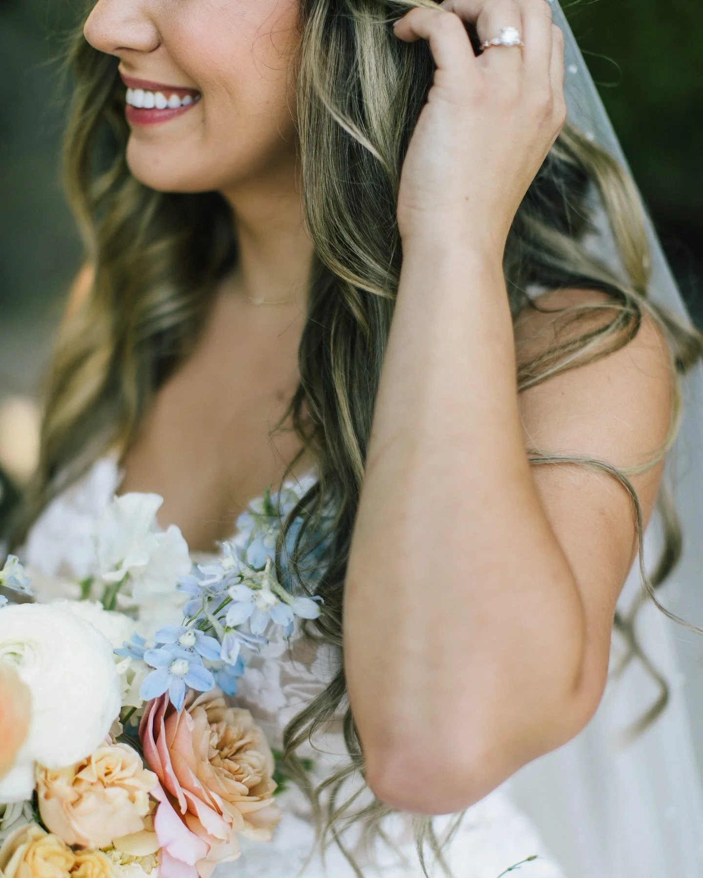 The reality is&hellip;I think I&rsquo;m just really bad at Instagram haha. But I refuse to give up&hellip;and by give up I mean not post these weddings from last year that I am still in love with! So here goes nothing, months after the party&hellip;b