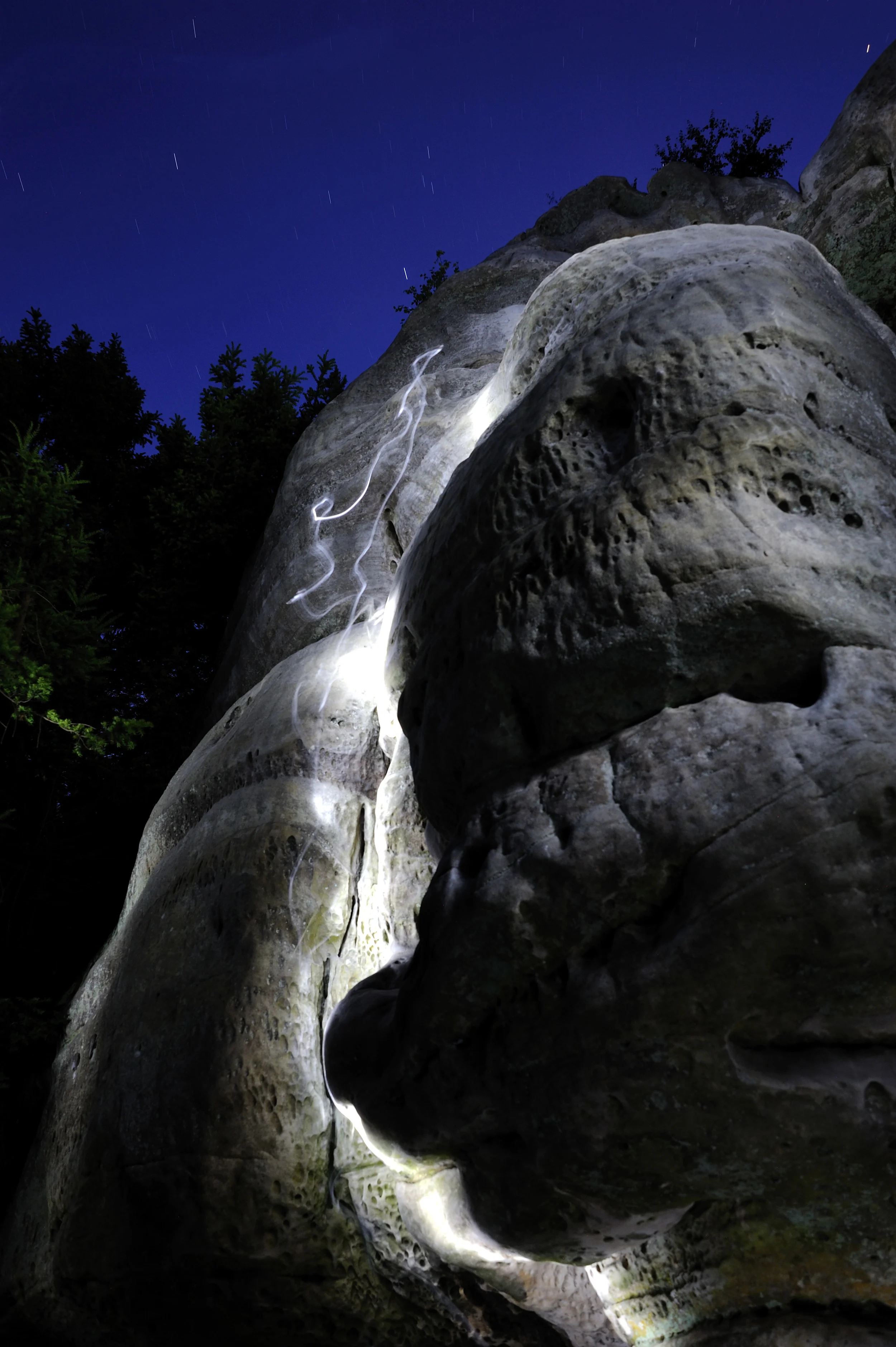 Innominate Crack 2.jpg