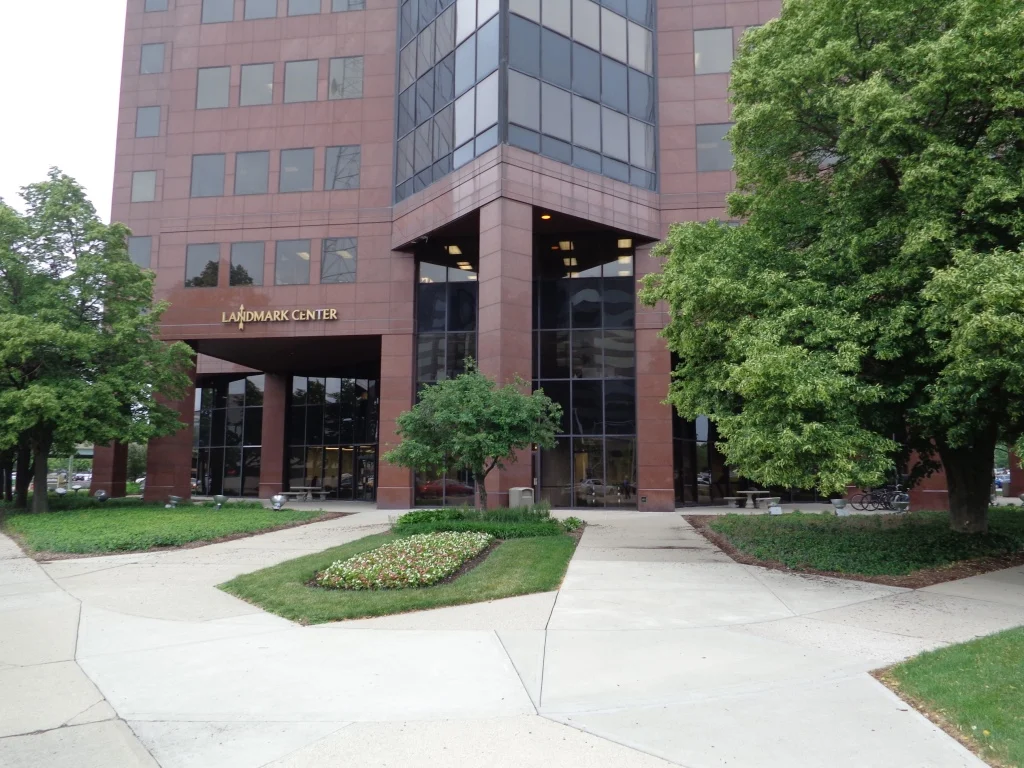 Fairbridge Properties Acquires Indianapolis' Landmark Center for $21.5 Million 