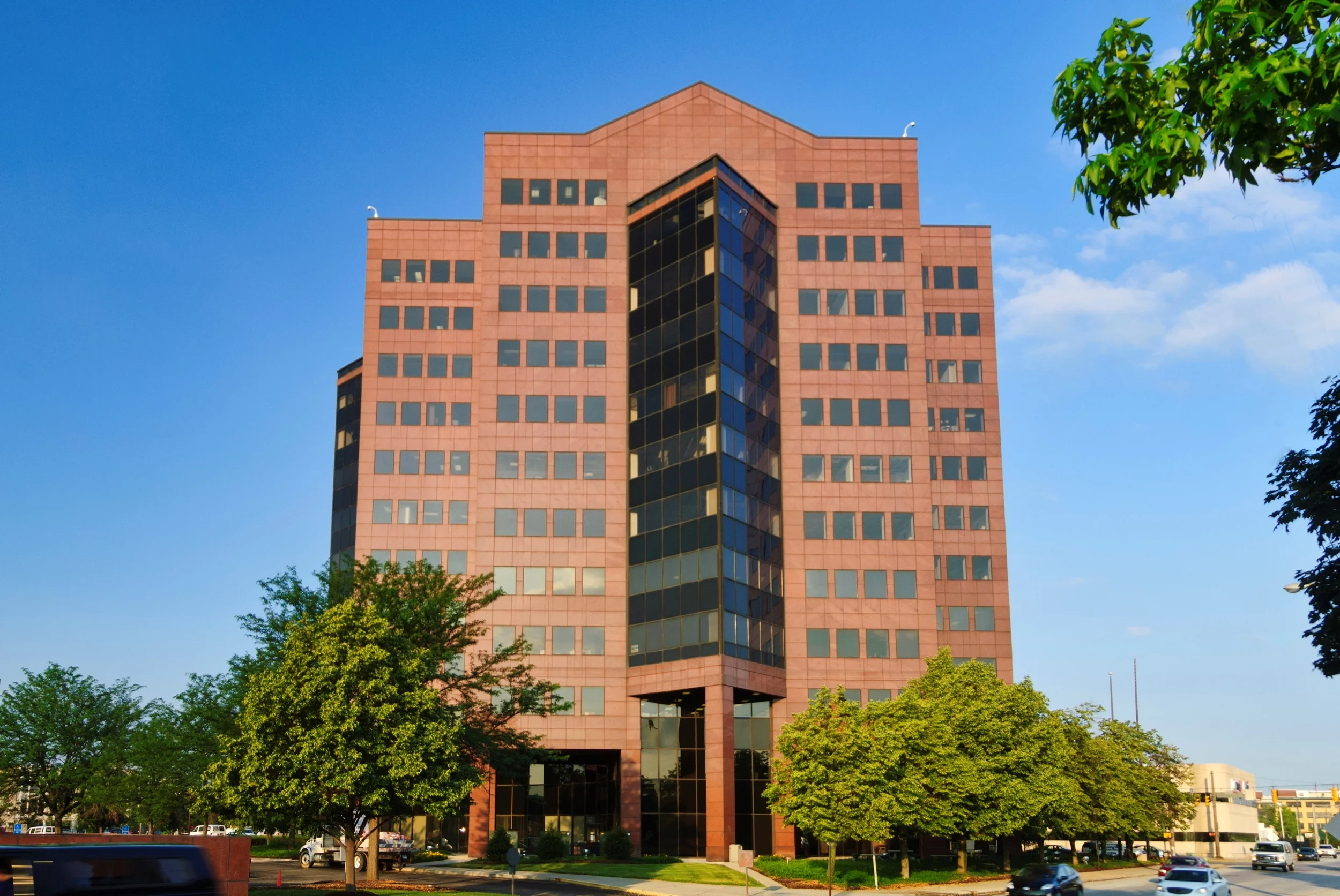 Indy's Landmark Reaches 100% Occupancy