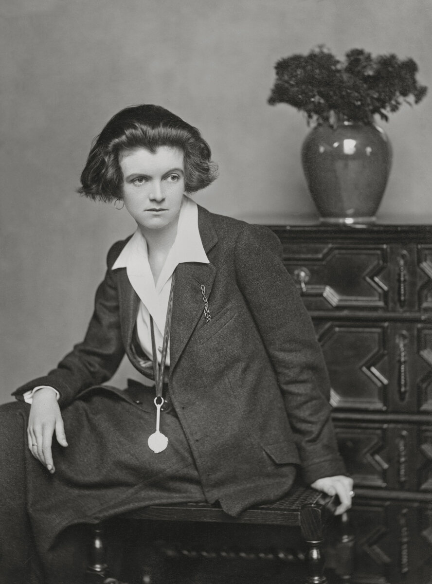  Una Vincenzo, Lady Troubridge, 1916 