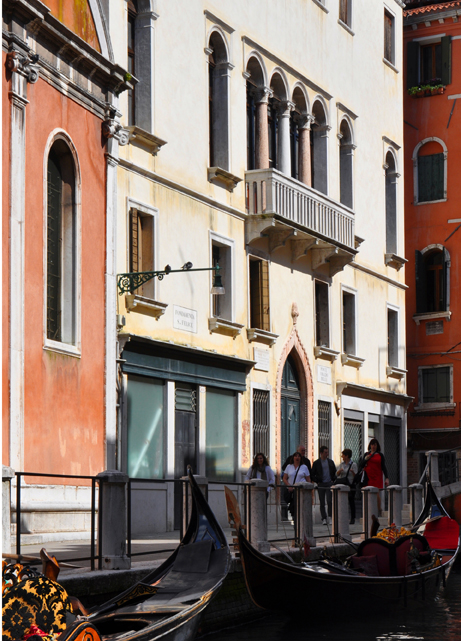  OPEN DAILY 10.00 - 18.00 HRS. CLOSED ON TUESDAY Strada Nuova #3659 Venezia, Italy
