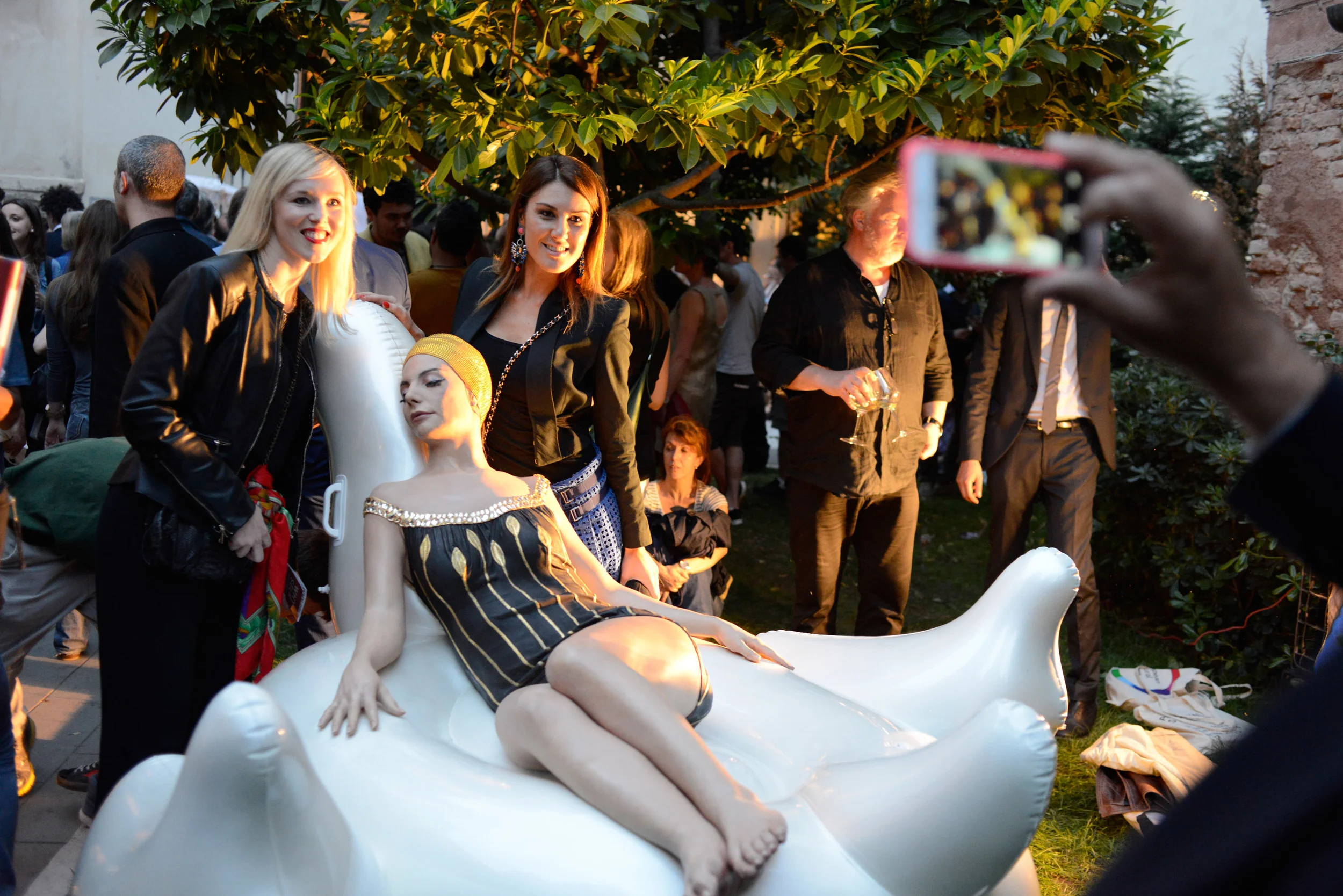 Leda and the Swan , 2014. Oil on Resin with 24K Gold Leaf and Swarovski Crystal.