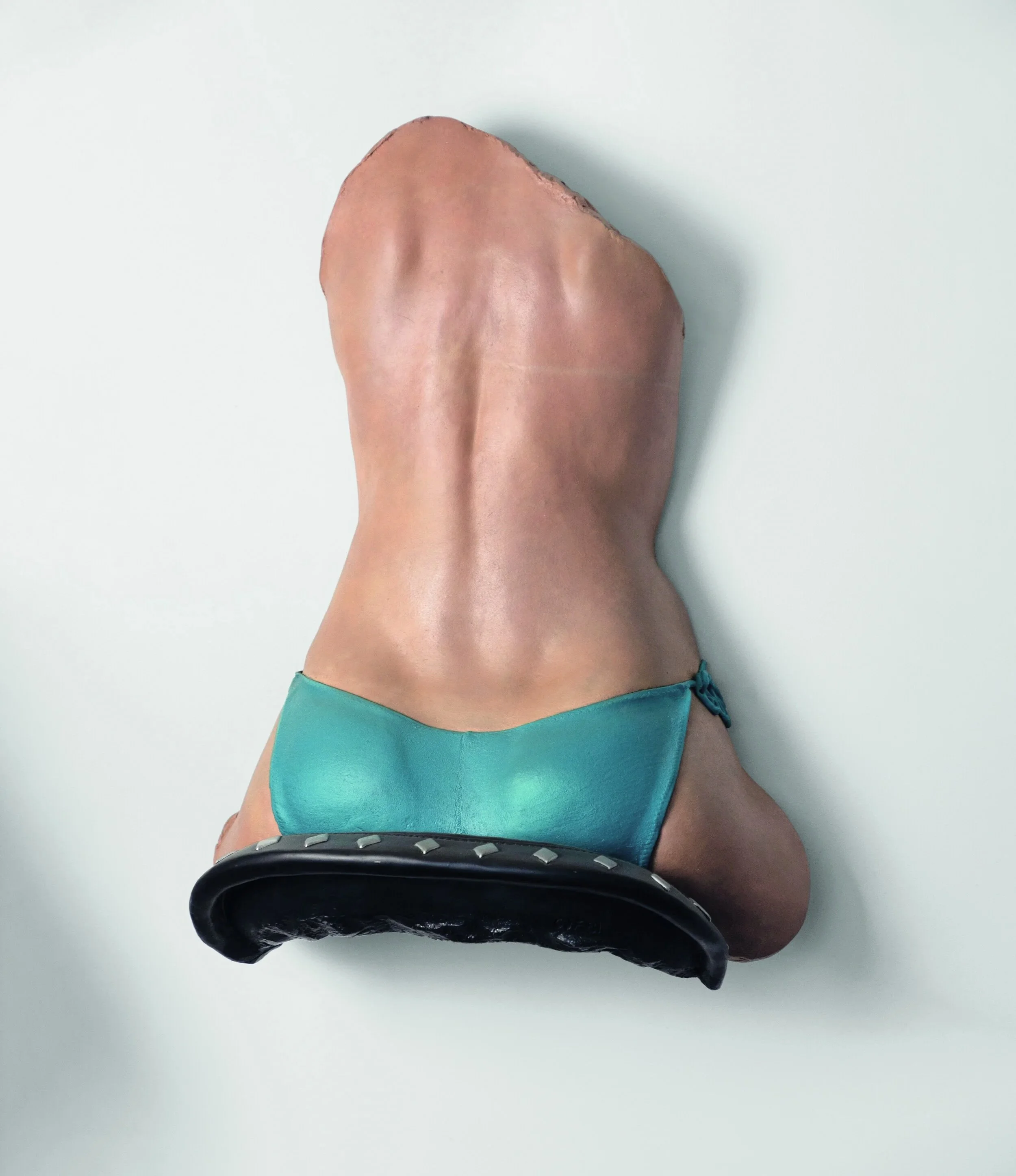  BAREBACK SADDLE 

 

 1986
26 x 18 x 8 in (66 x 46 x 20 cm)
Oil on Resin 