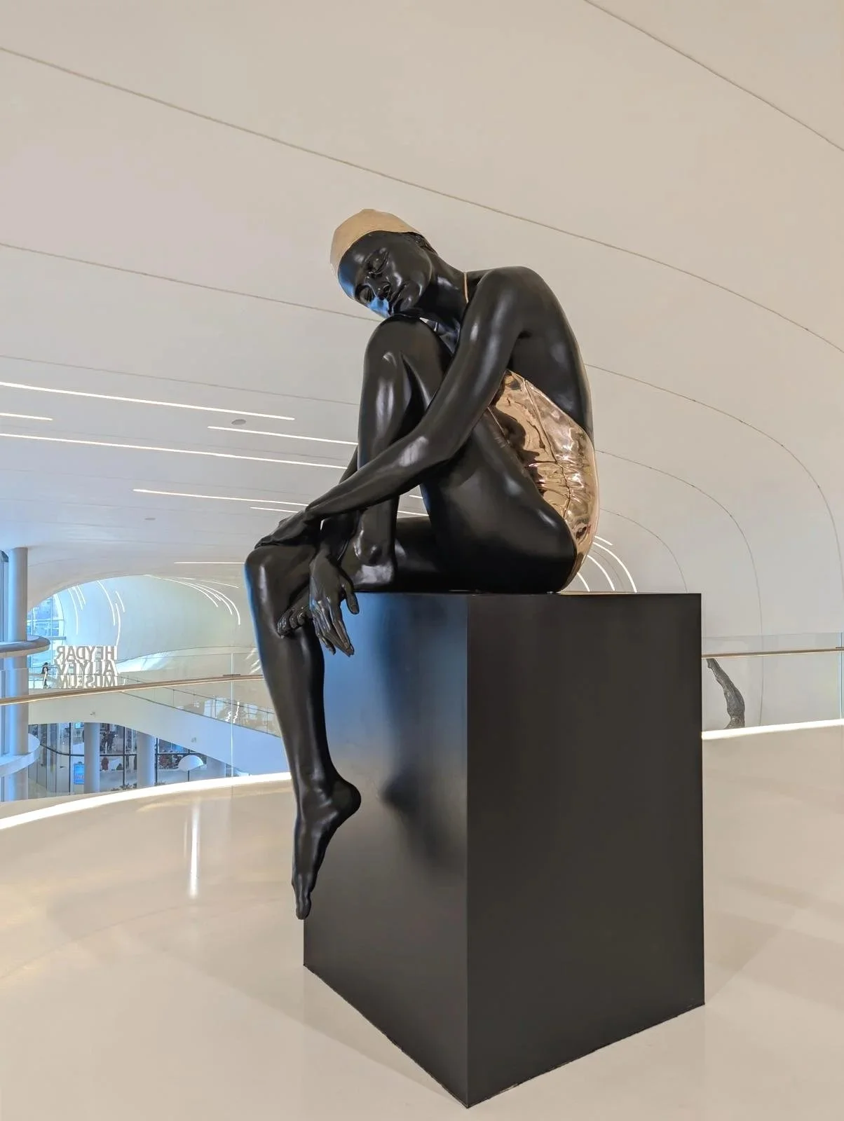 Designbloom: Carole Feuerman. Reborn into the Water