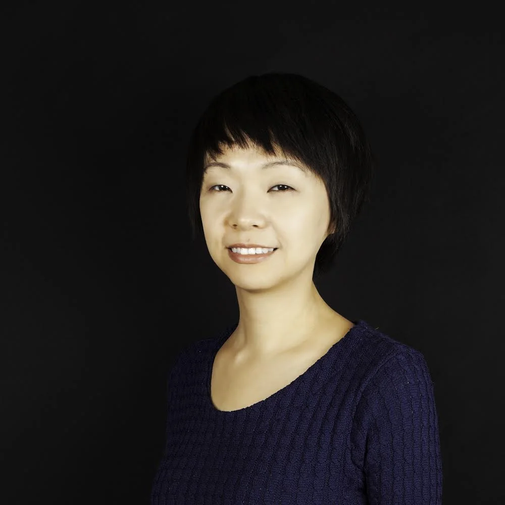 Helen Chu elen Chu is an up and coming comedian based out of San Francisco. A tech nerd, a swing dancer, and a former mathlete, Helen centers her performance on her unusual upbringing, her encounters in the dance and tech world, along with punchlines that punches with precision. 