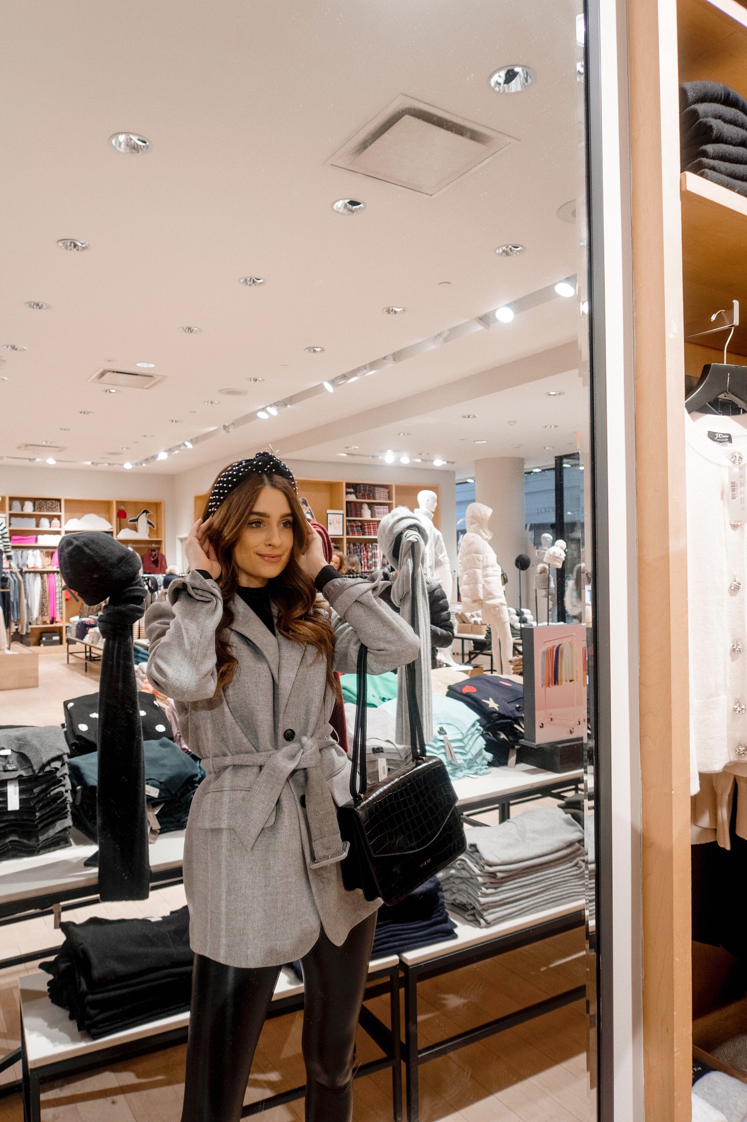 A NEW YEAR'S EVE OUTFIT MISSION WITH SIMON MALLS — ashleigh dmello