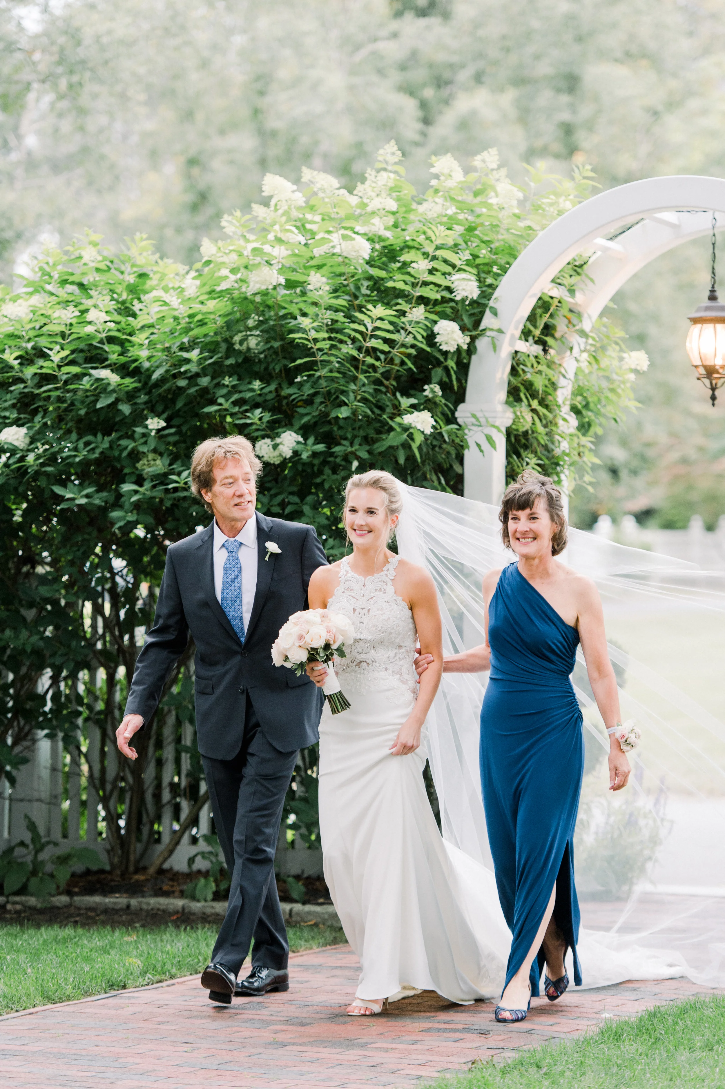 The Commons 1854 Topsfield MA wedding | Massachusetts wedding venue | Massachusetts wedding photography | bride and parents walking down the aisle | ceremony inspiration