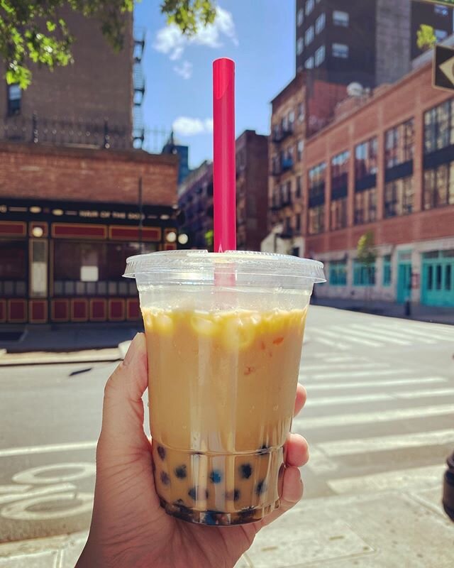 Enjoying the ☀️, stroll and a cold Boba Phe from Saigon Social. #takingmommytime #strolling #newyorkcity