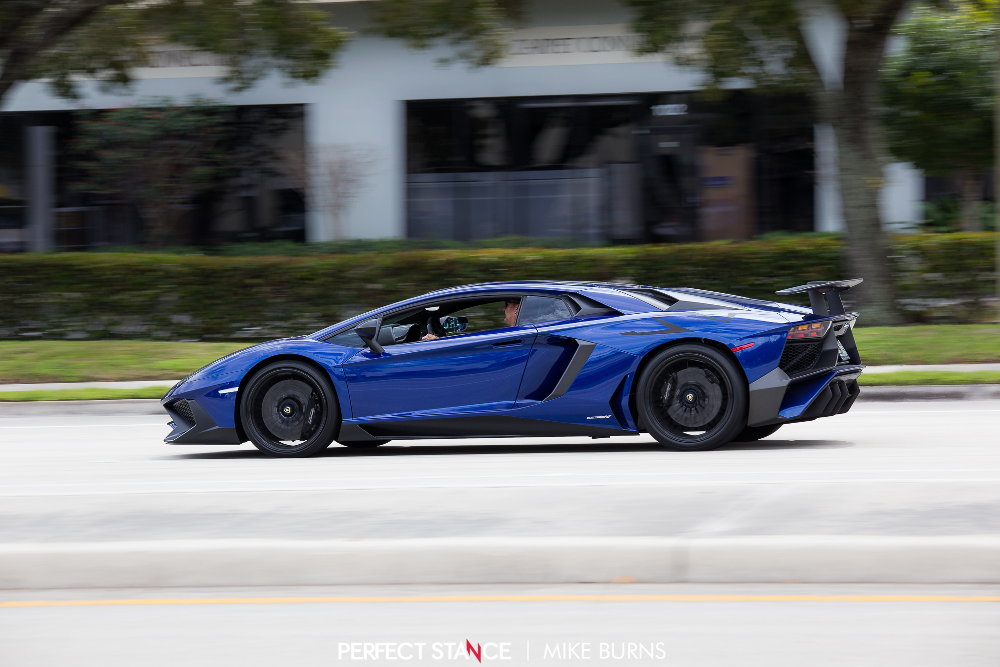 Lamborghini Aventador SV