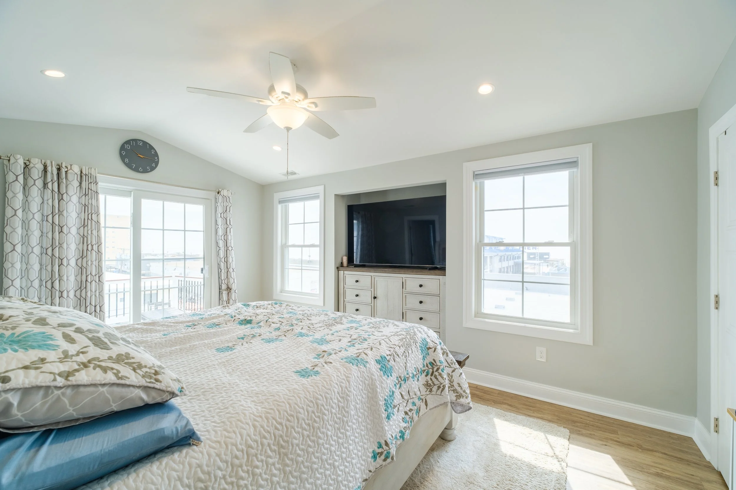 White bedroom in wildwood townhome