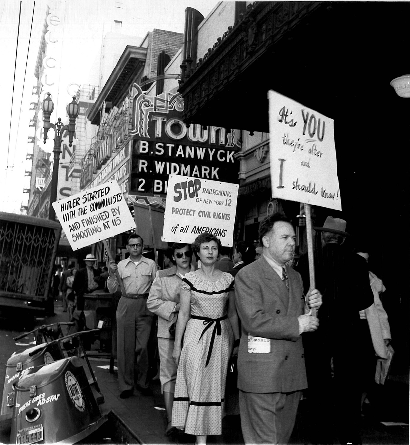 Library founder Emil Freed (front) on a picket line.